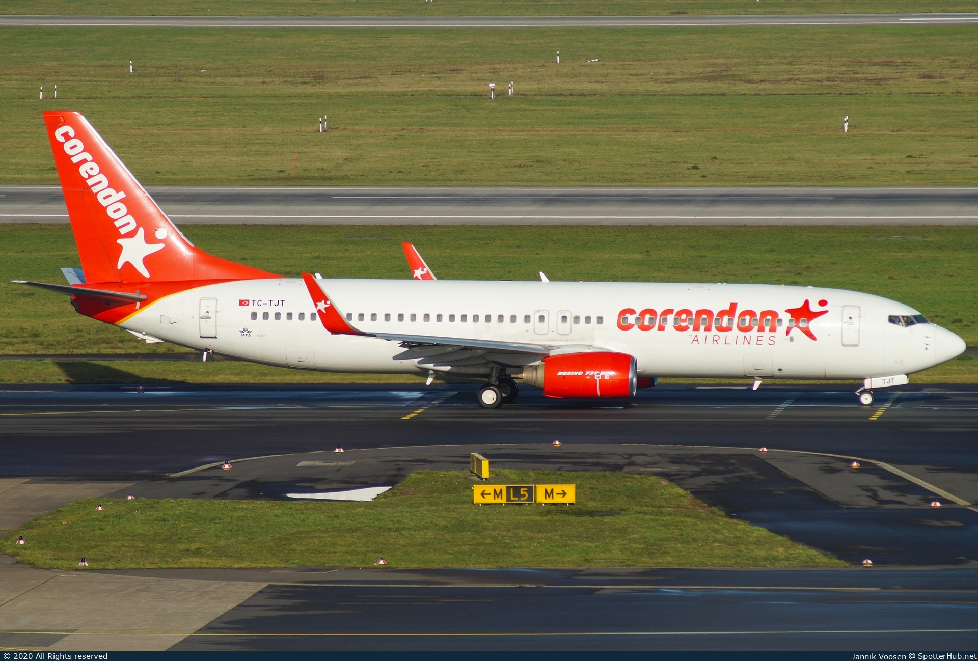Photo of TC-TJT - Boeing 737-8HC operated by Corendon Airlines