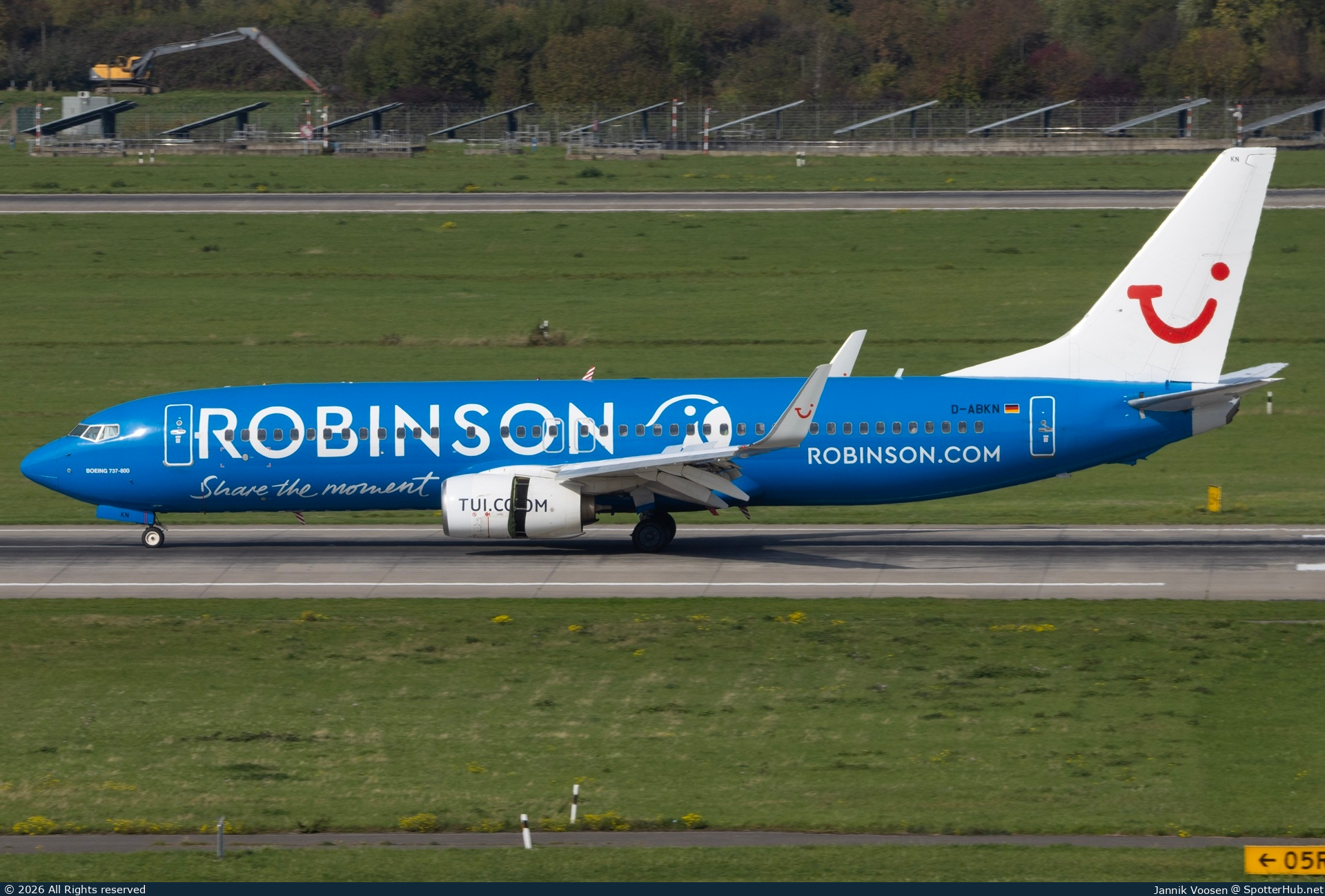 Photo of D-ABKN - Boeing 737-86J operated by TUIfly