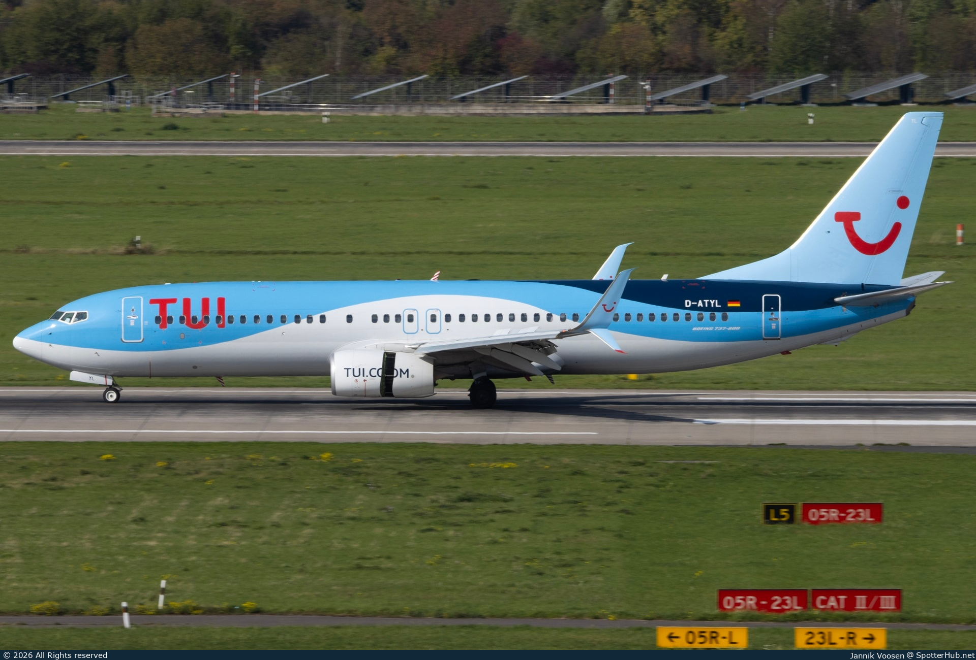 Photo of D-ATYL - Boeing 737-8K5 operated by TUIfly