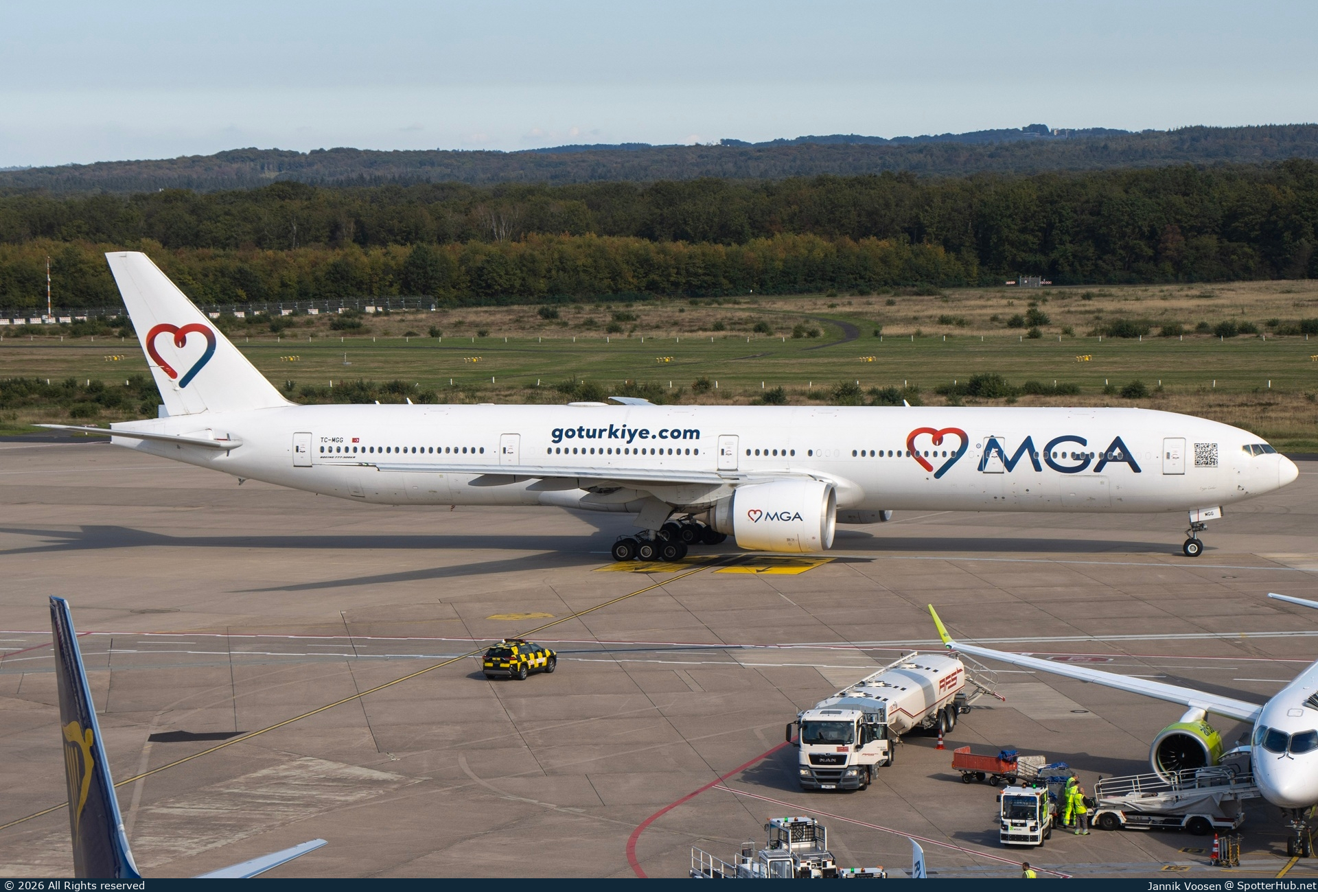 Photo of TC-MGG - Boeing 777-3ZG(ER) operated by Mavi Gök Airlines