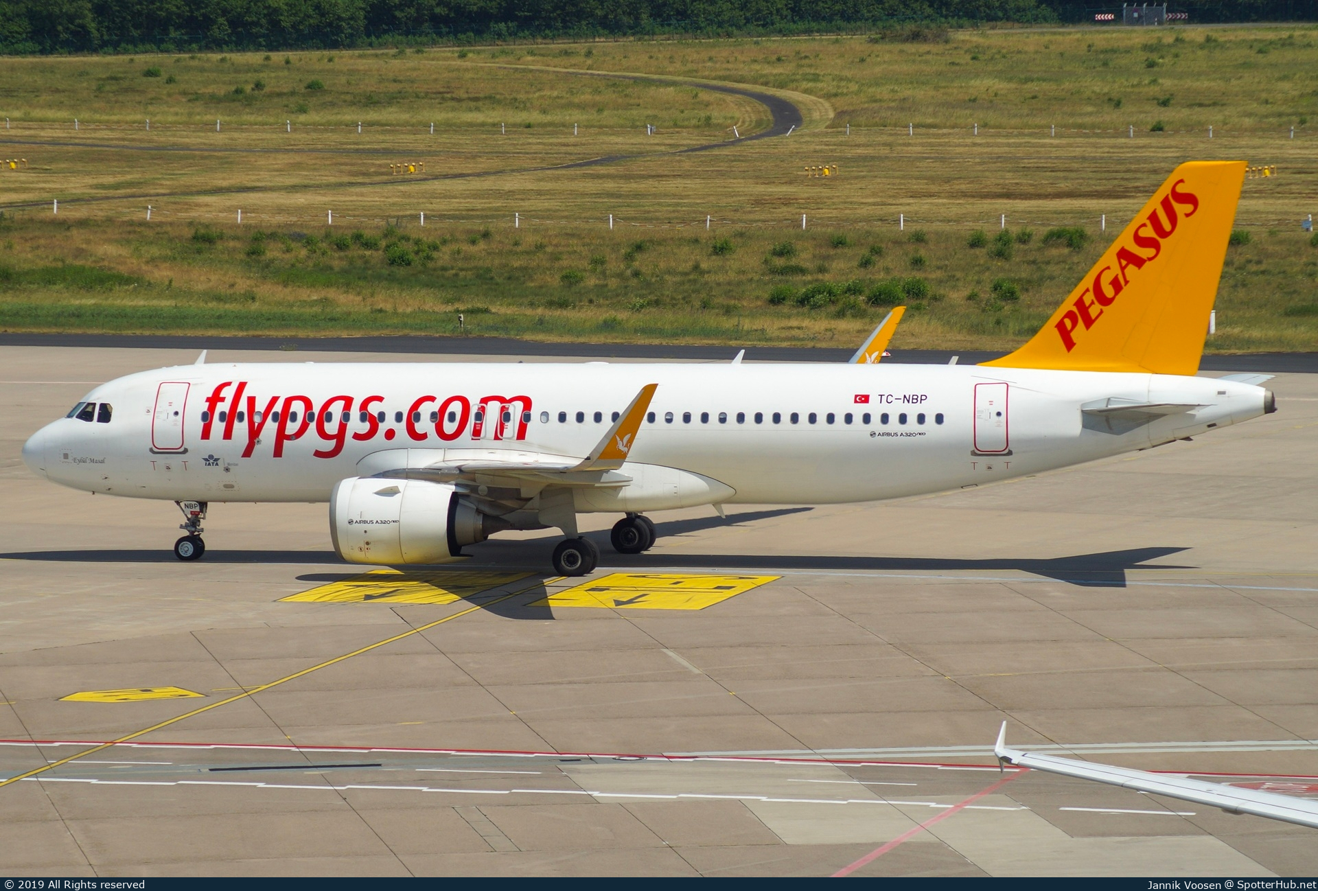 Photo of TC-NBP - Airbus A320-251N operated by Pegasus Airlines