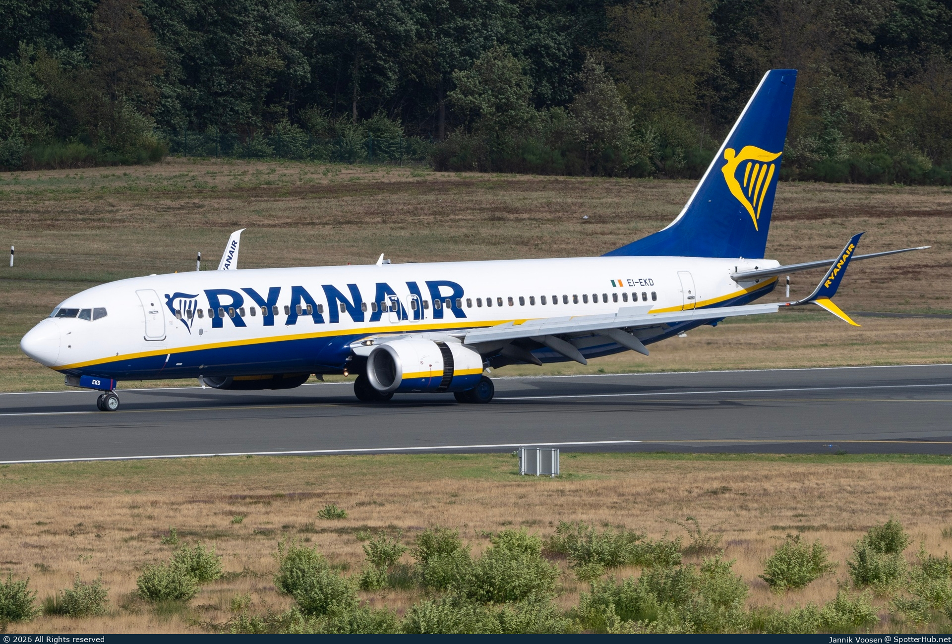 Photo of EI-EKD - Boeing 737-8AS operated by Ryanair