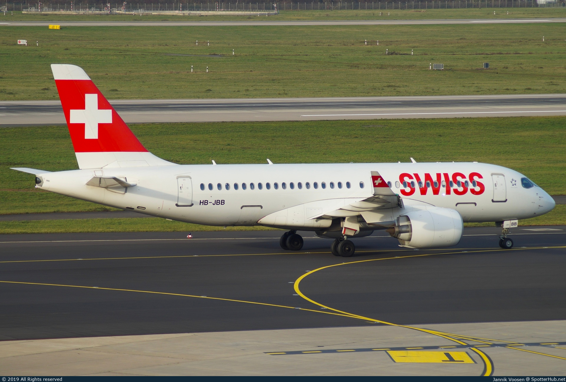 Photo of HB-JBB - Airbus A220-100 operated by Swiss International Air Lines
