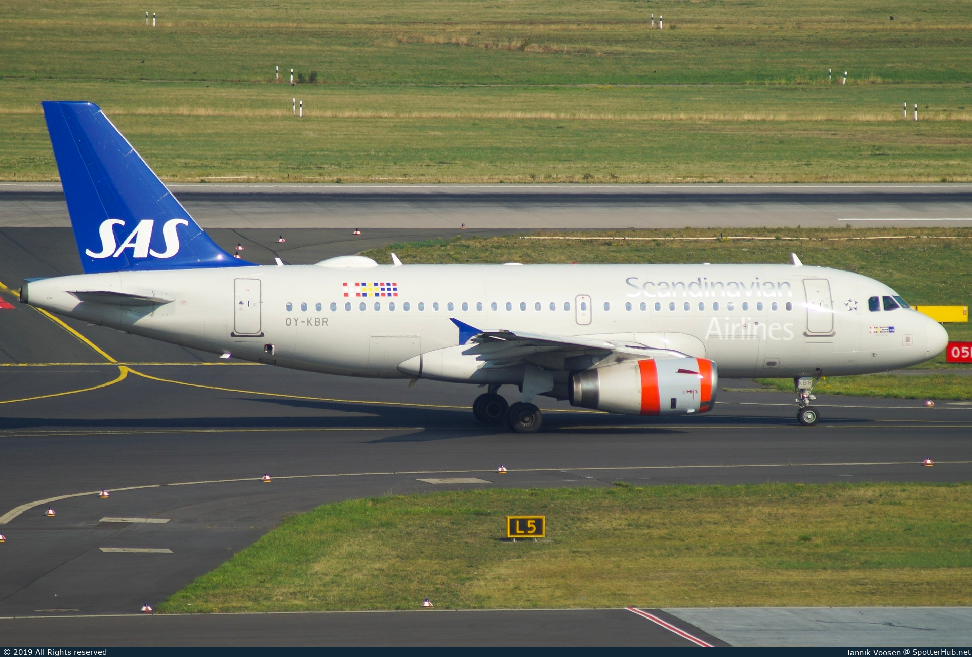 Photo of OY-KBR - Airbus A319-131 operated by SAS Scandinavian Airlines