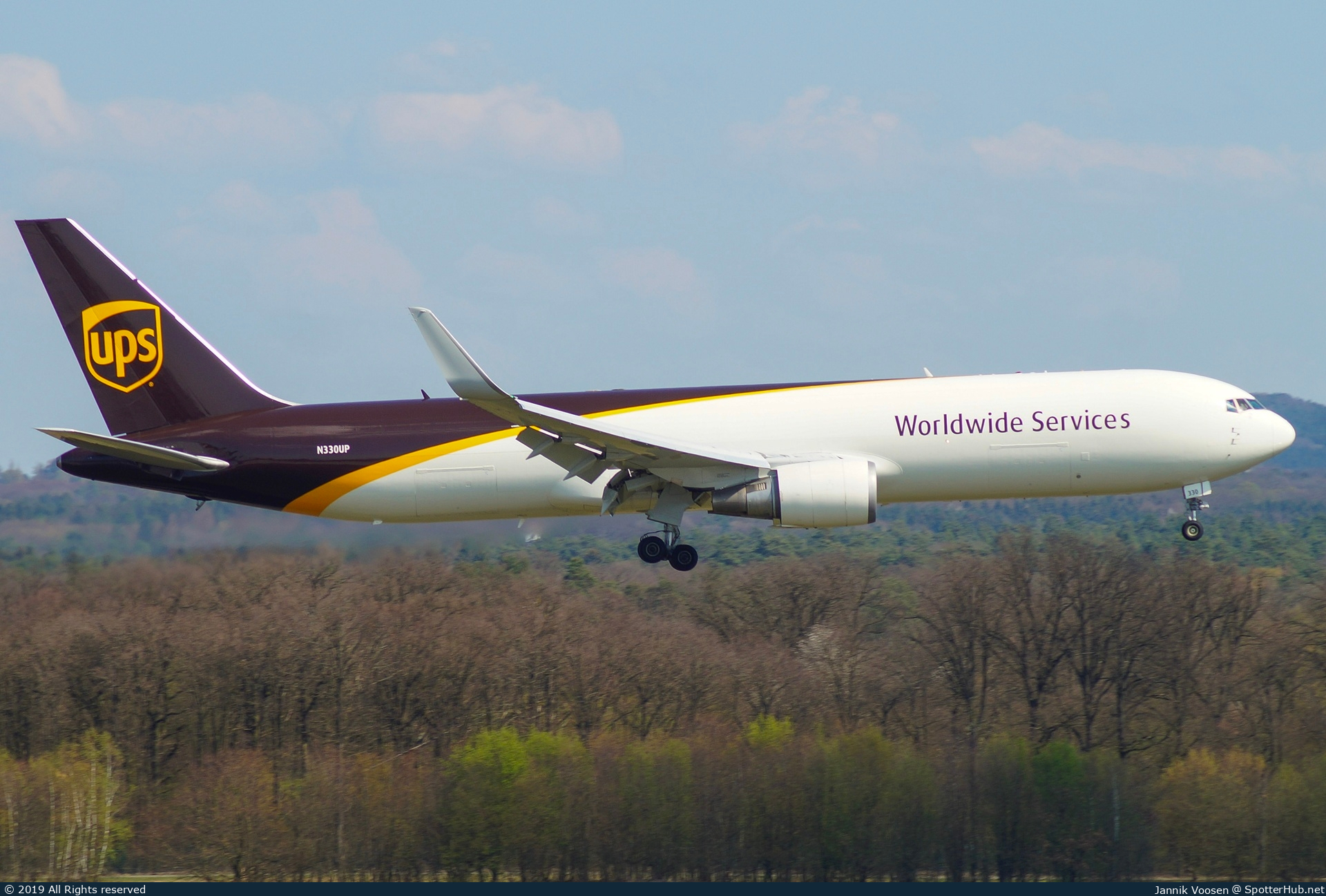 Photo of N330UP - Boeing 767-34AF operated by UPS United Parcel Service