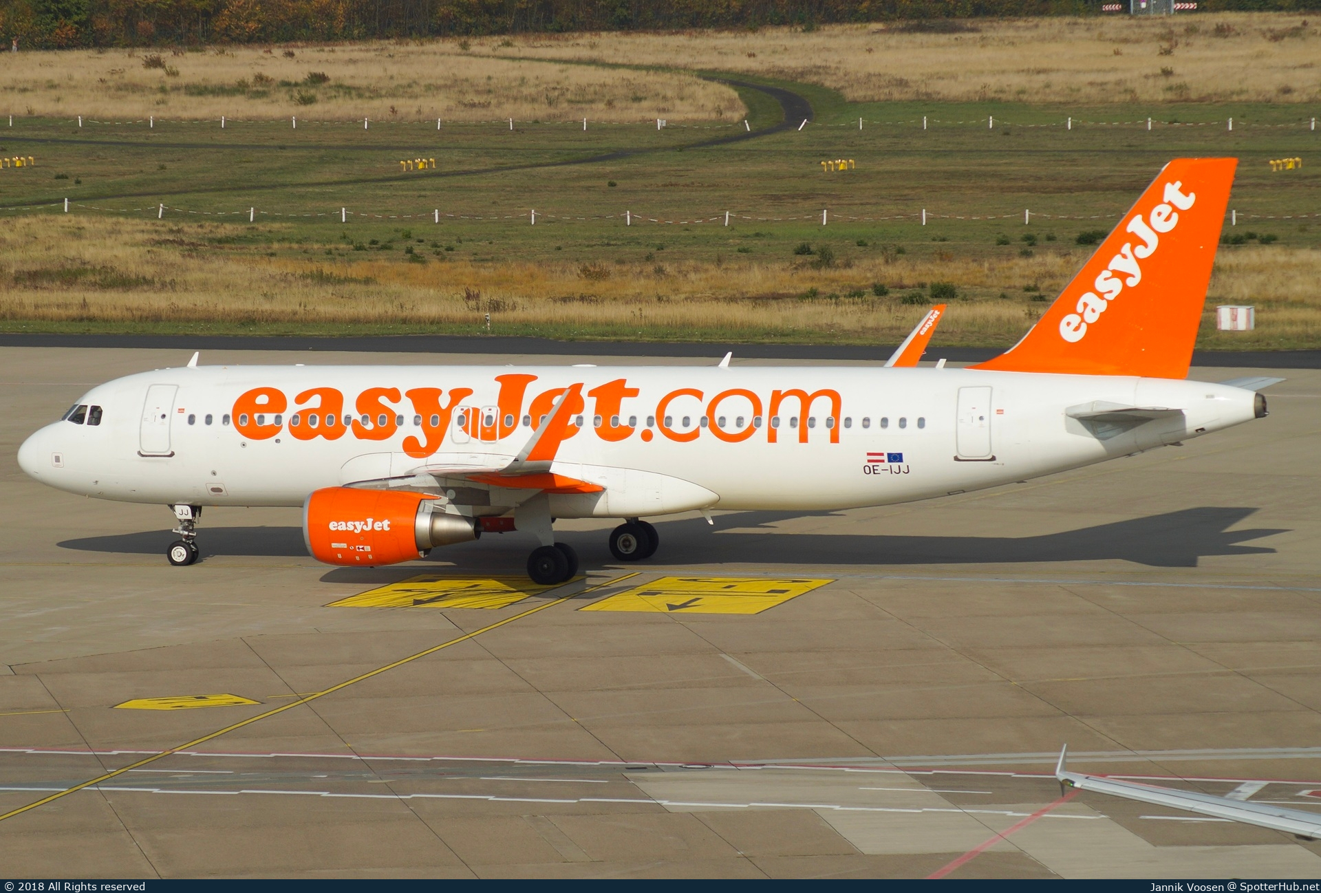 Photo of OE-IJJ - Airbus A320-214 operated by easyJet Europe