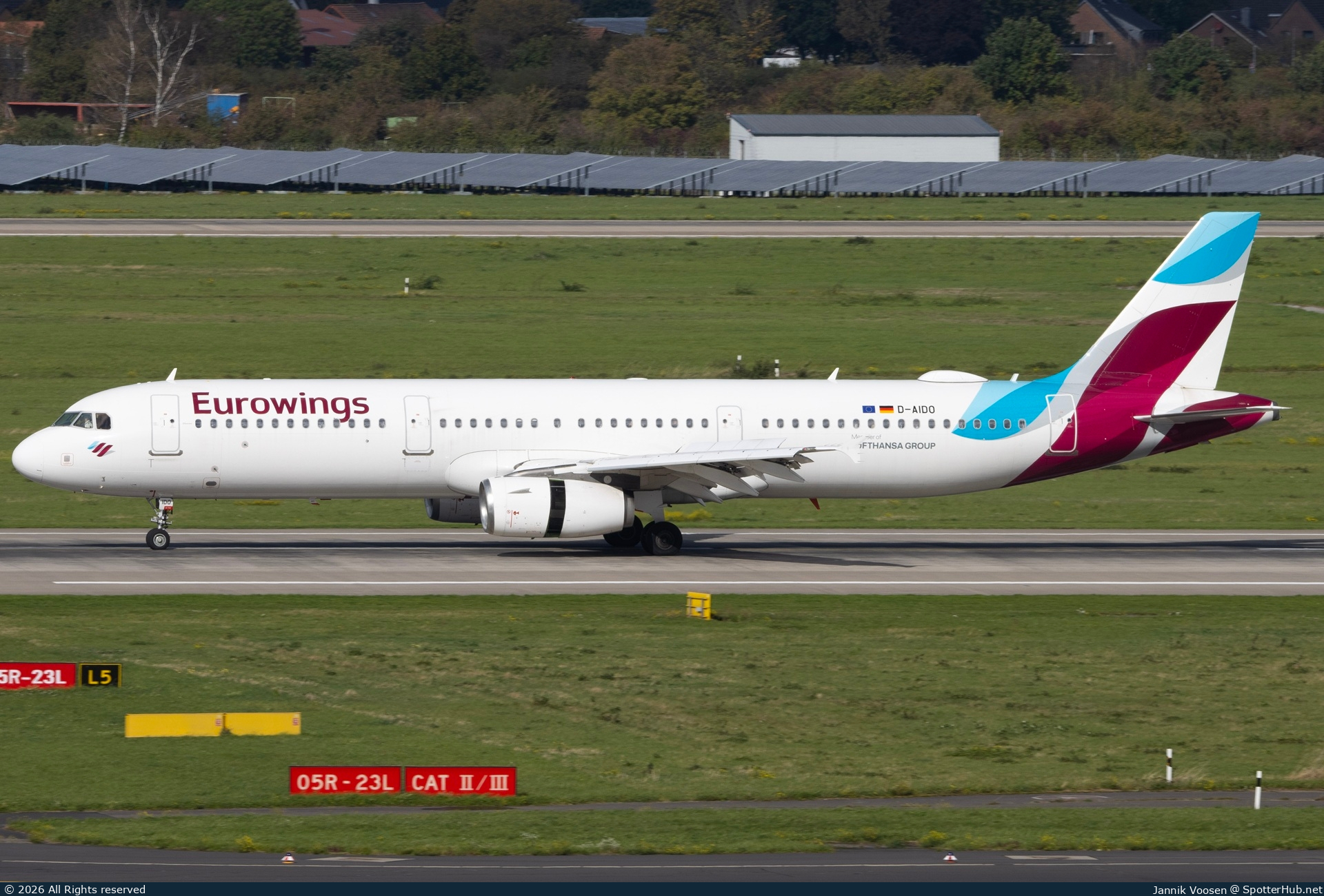 Photo of D-AIDO - Airbus A321-231 operated by Eurowings