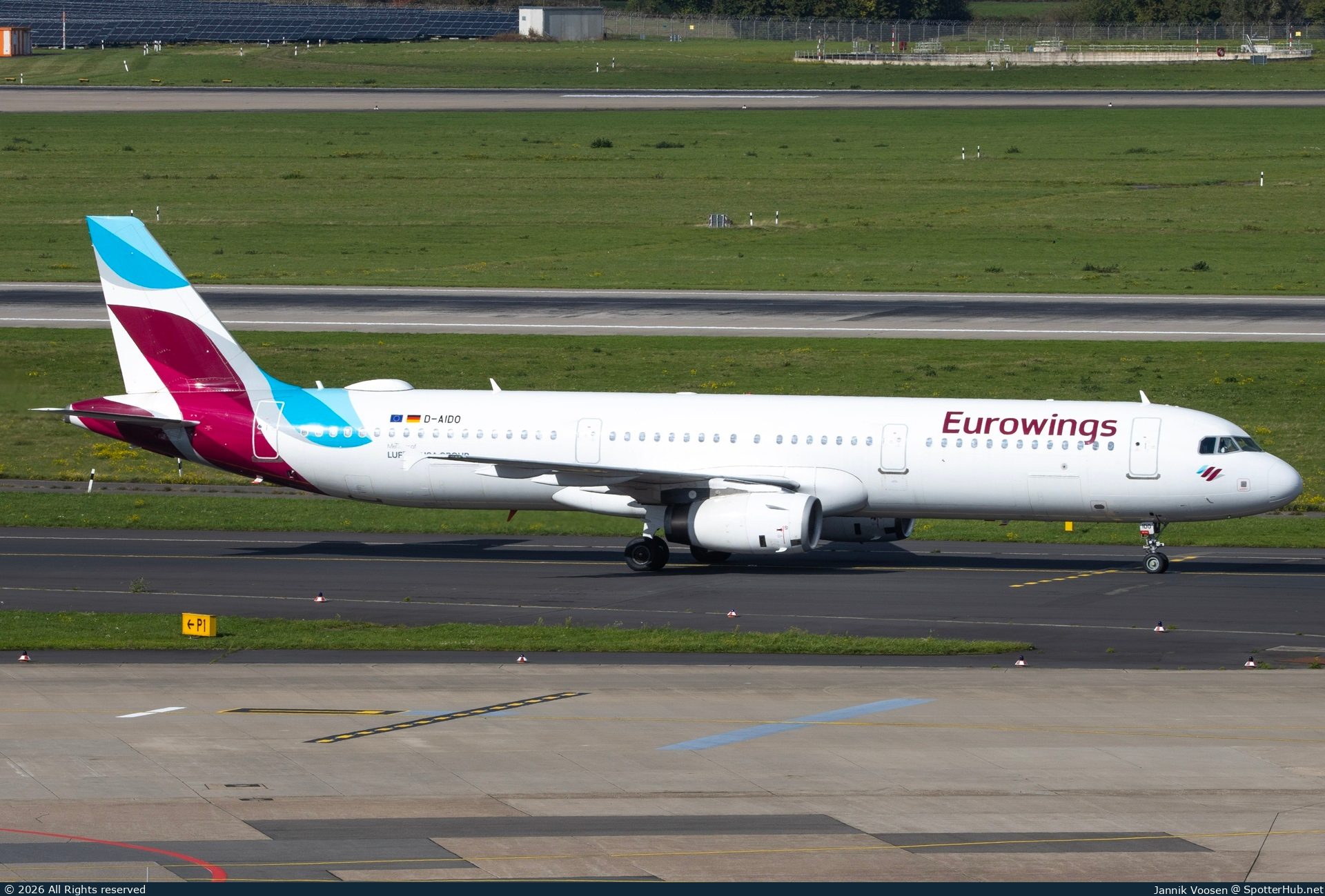 Photo of D-AIDO - Airbus A321-231 operated by Eurowings