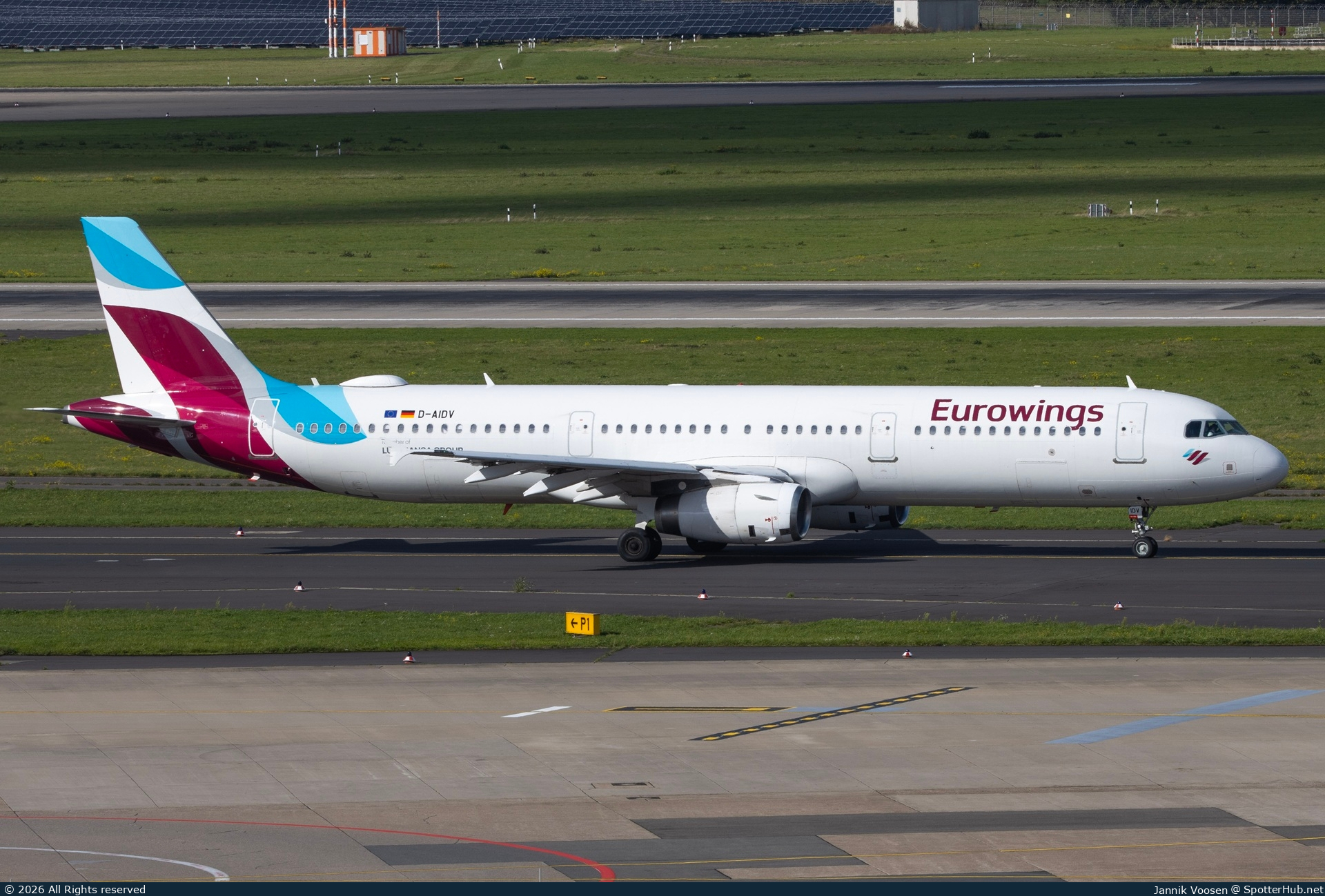 Photo of D-AIDV - Airbus A321-231 operated by Eurowings