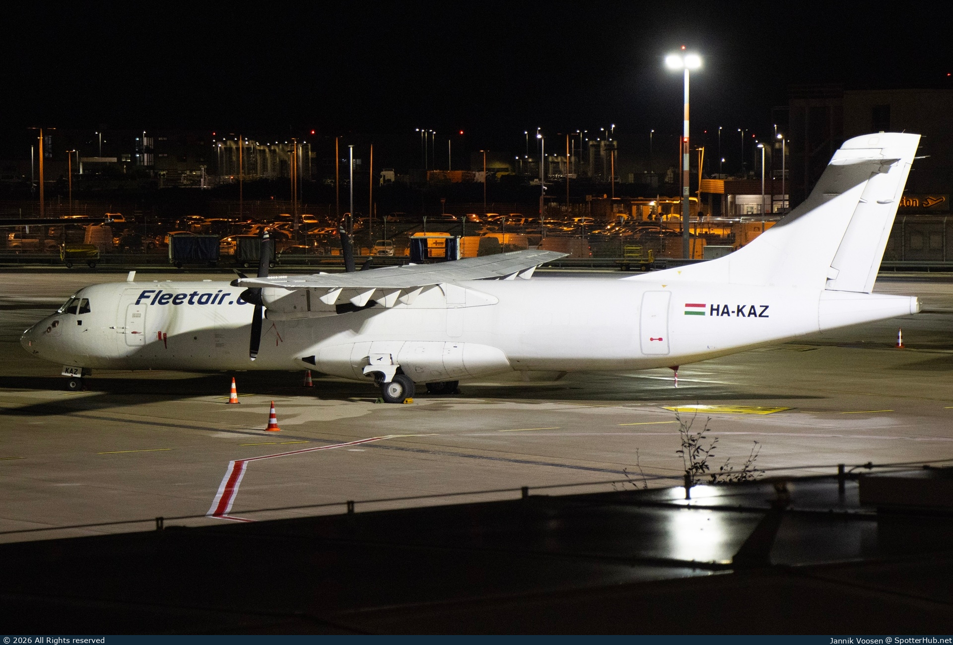 Photo of HA-KAZ - ATR 72-201(F) operated by Fleet Air International