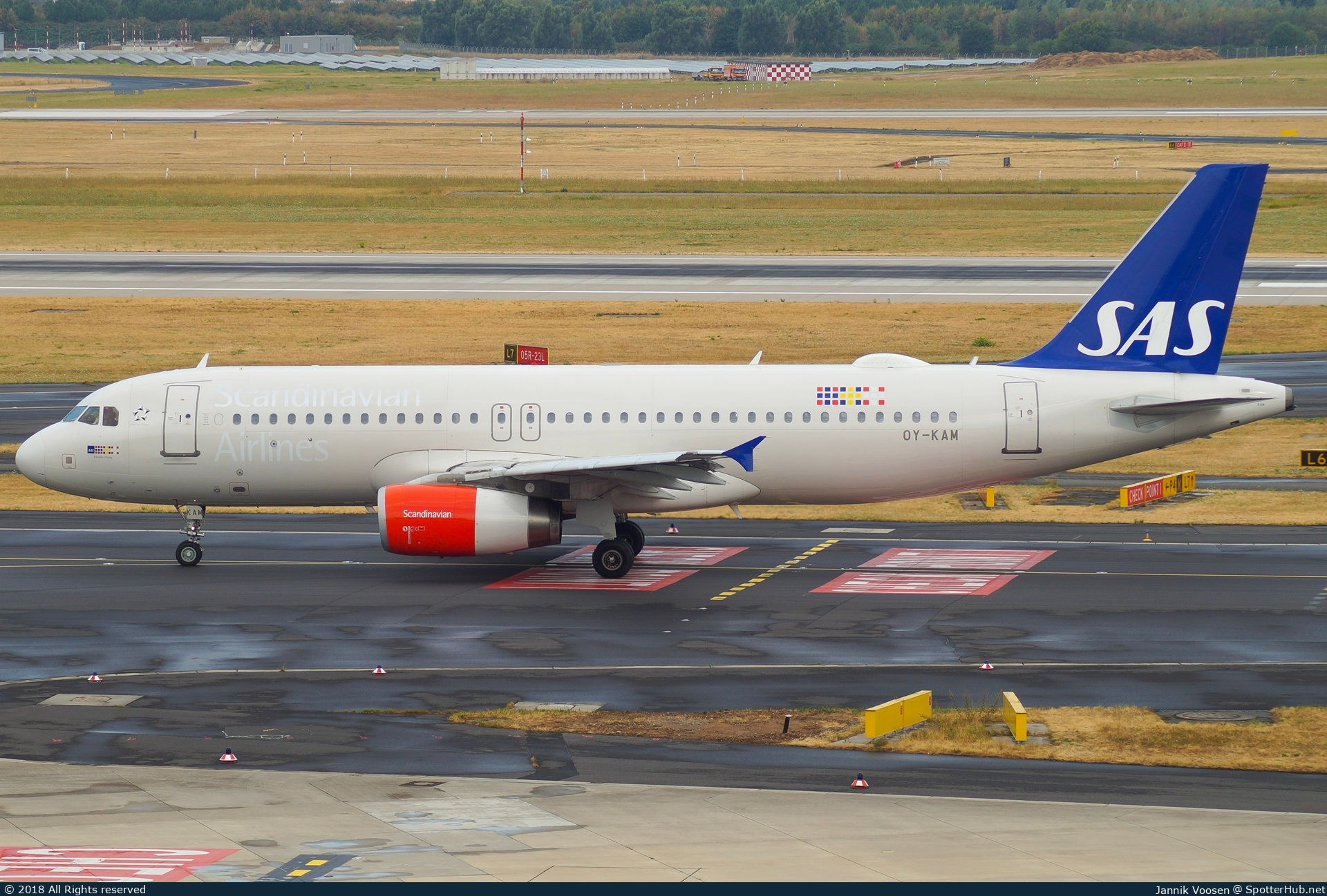 Photo of OY-KAM - Airbus A320-232 operated by SAS Scandinavian Airlines