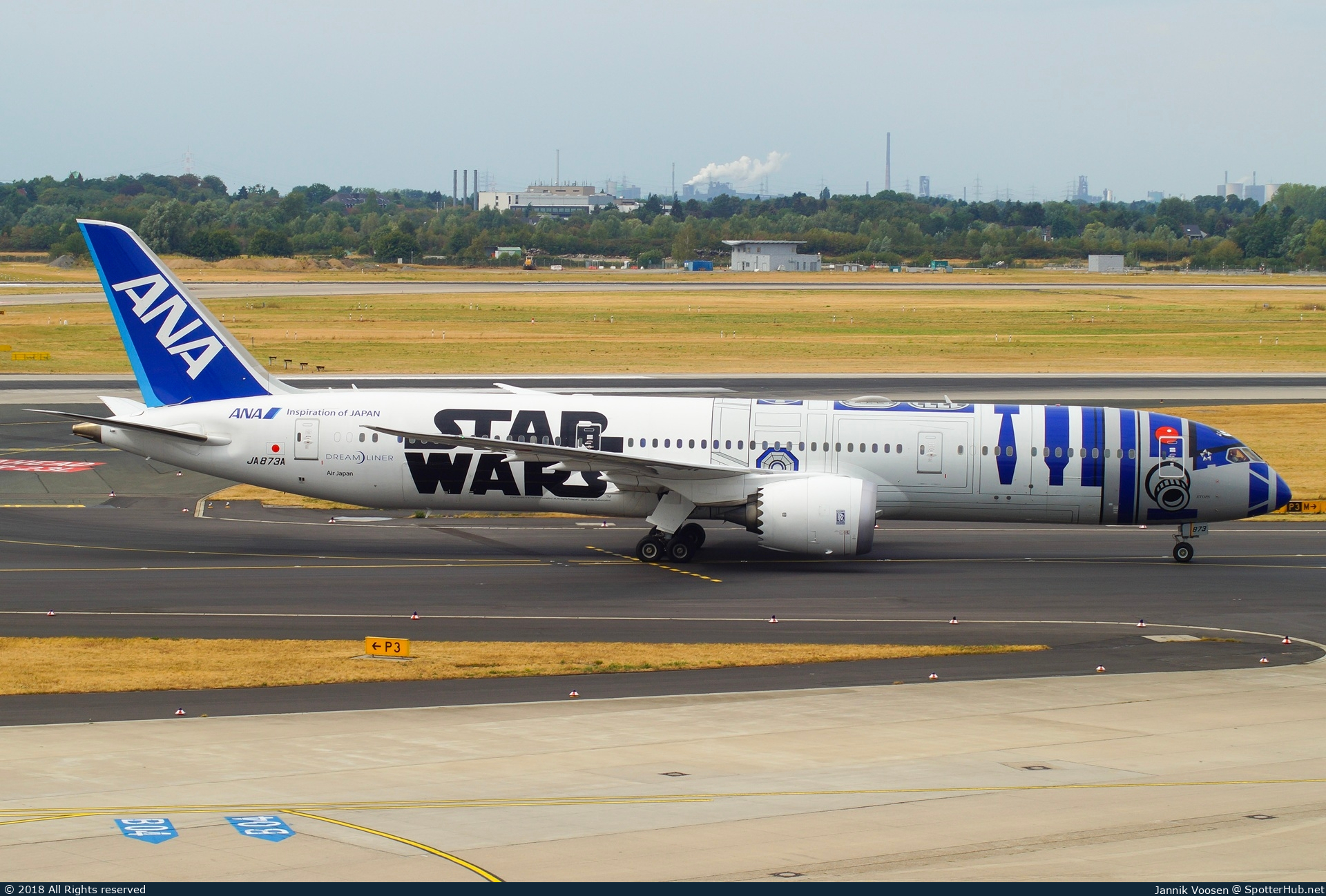 Photo of JA873A - Boeing 787-9 Dreamliner operated by ANA All Nippon Airways