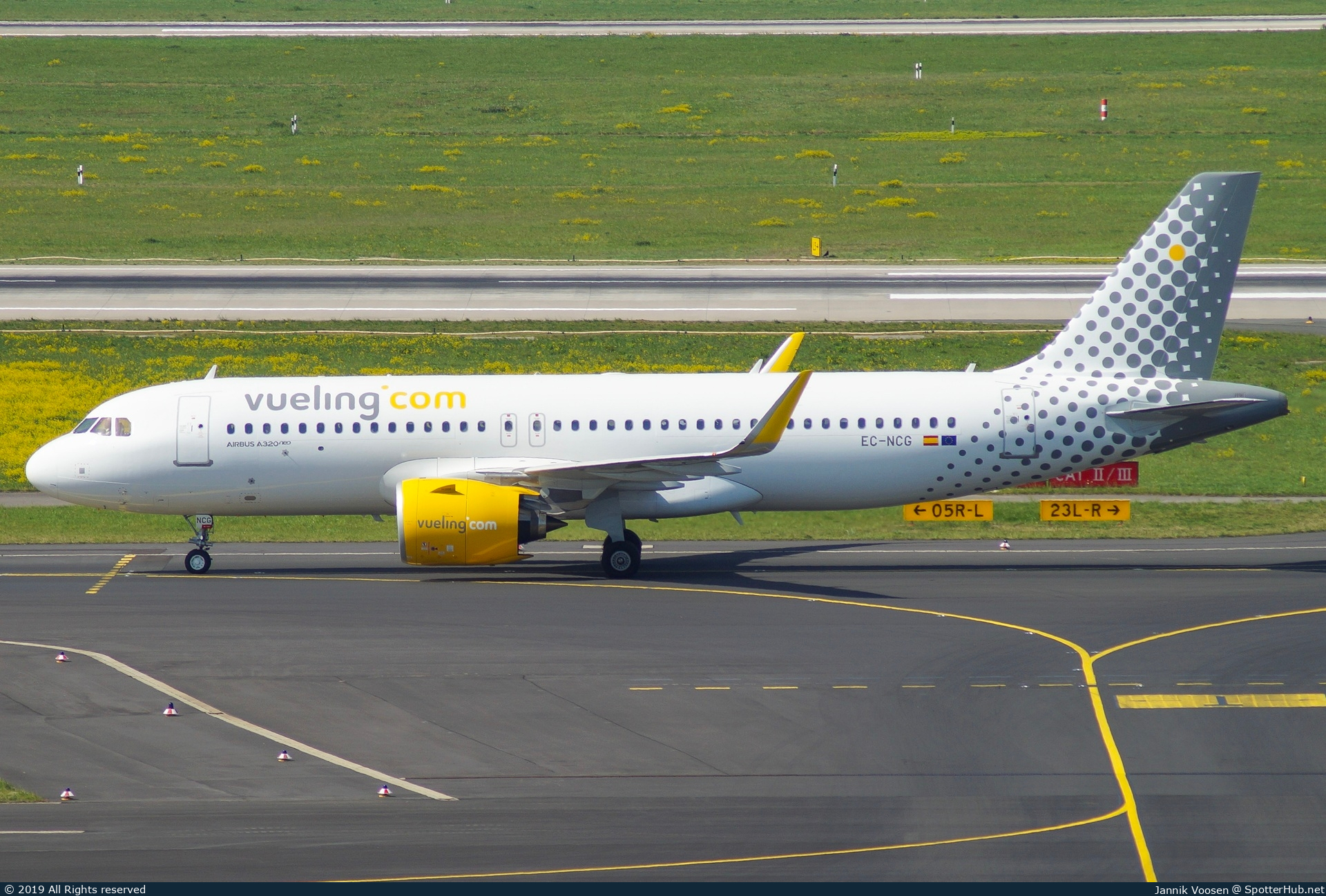 Photo of EC-NCG - Airbus A320-271N operated by Vueling