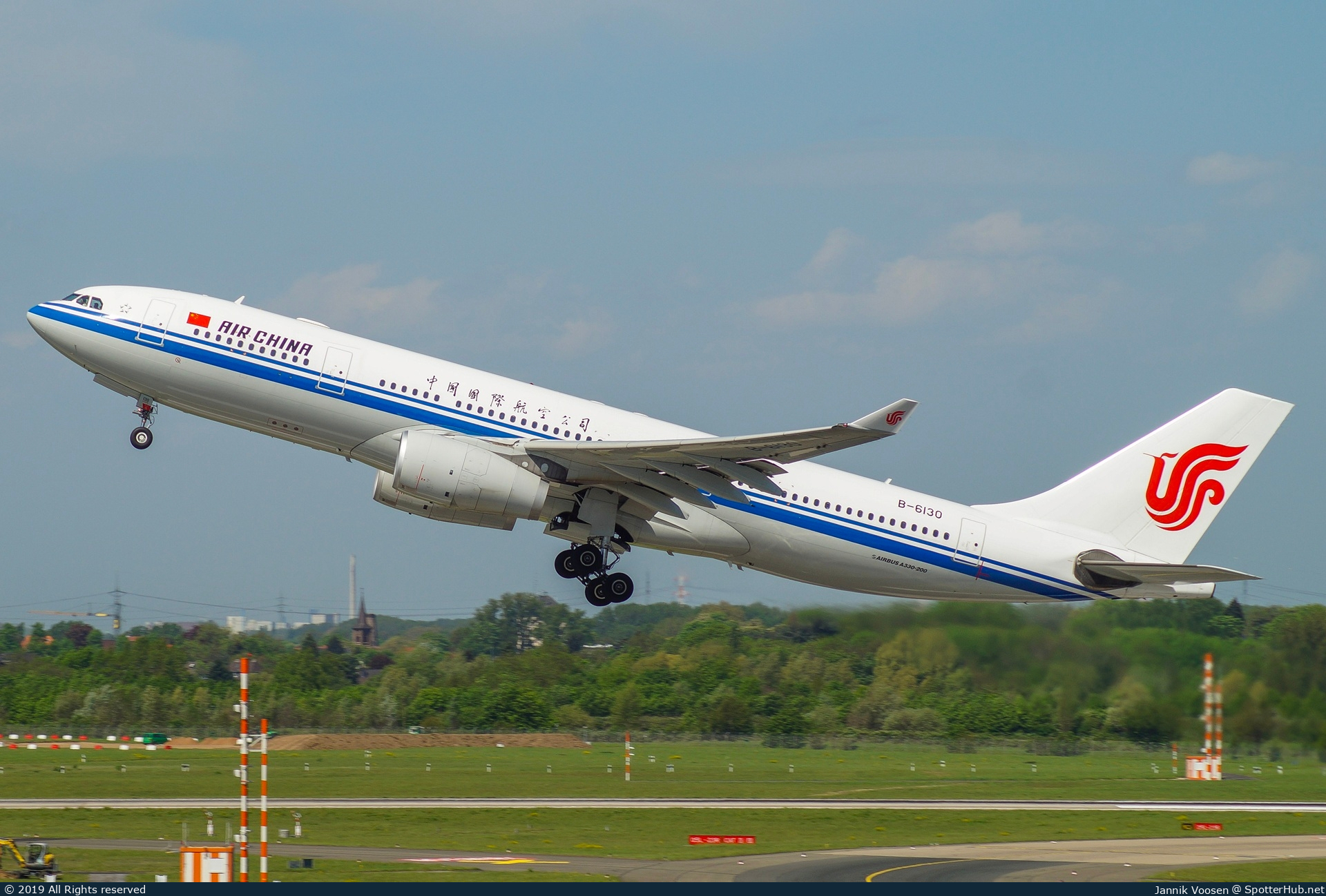 Photo of B-6130 - Airbus A330-243 operated by Air China
