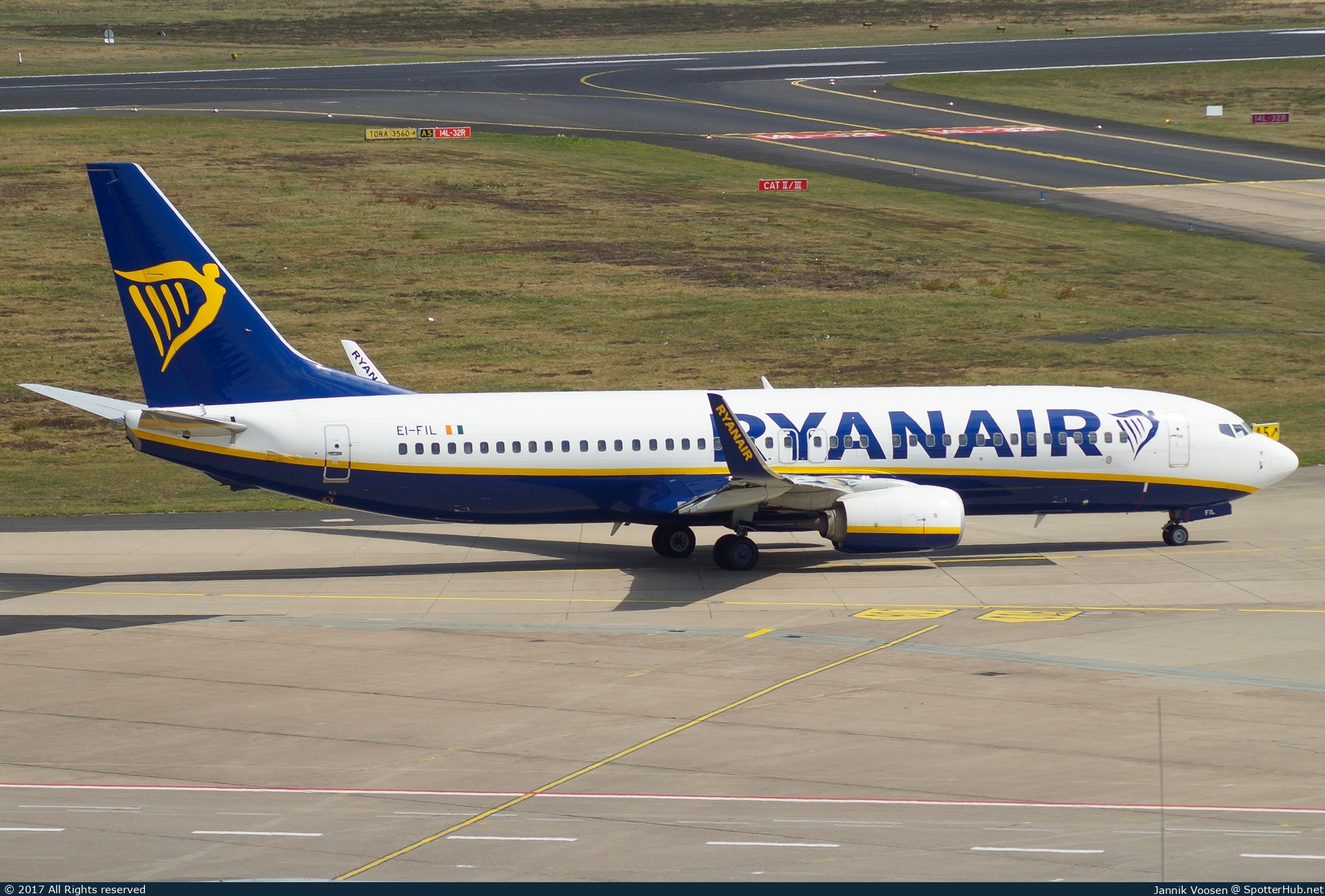 Photo of EI-FIL - Boeing 737-8AS operated by Ryanair