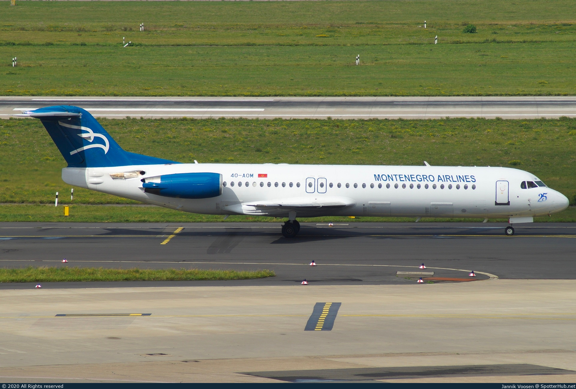 Photo of 4O-AOM - Fokker 100 operated by Montenegro Airlines