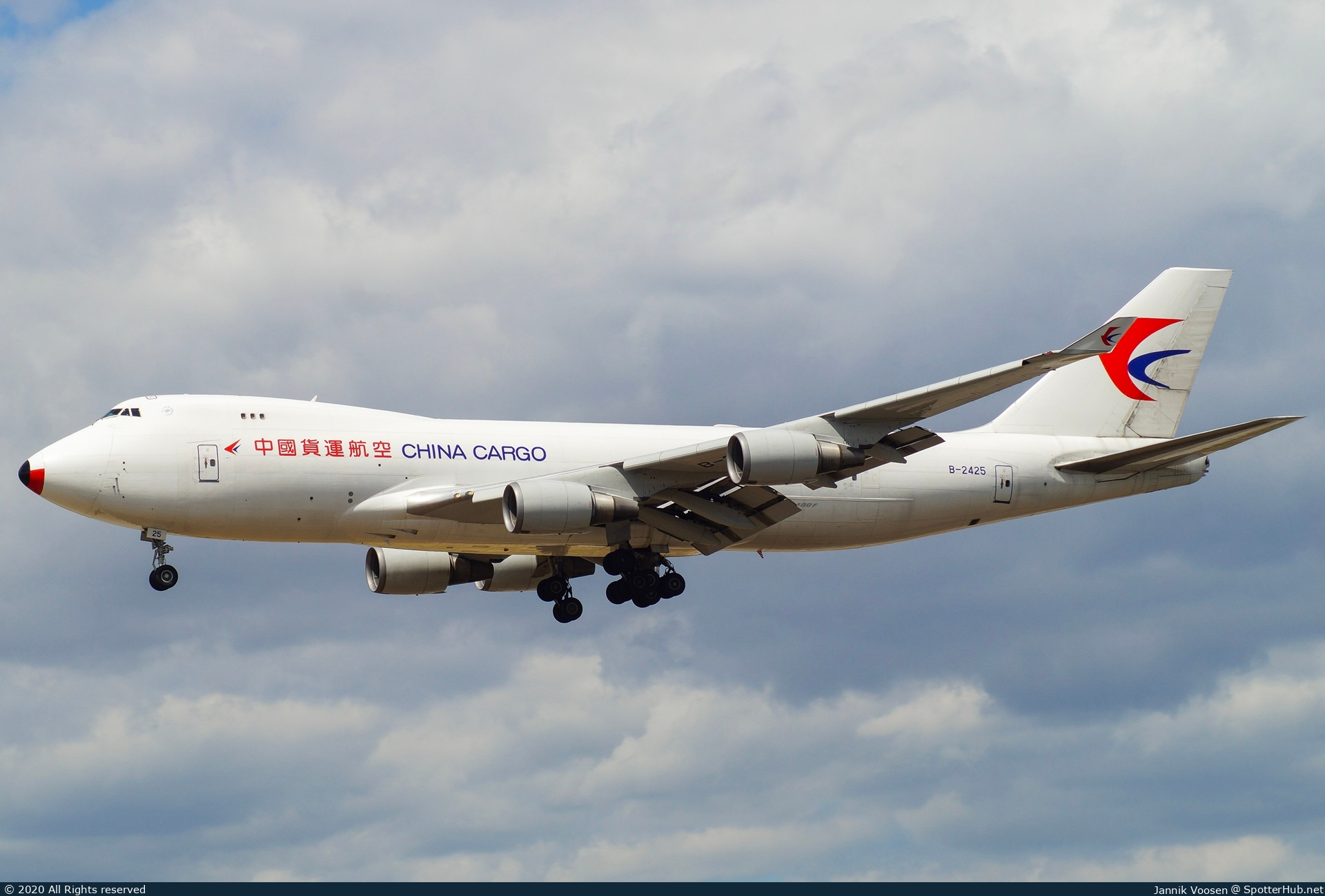 Photo of B-2425 - Boeing 747-40BF(ER) operated by China Cargo Airlines