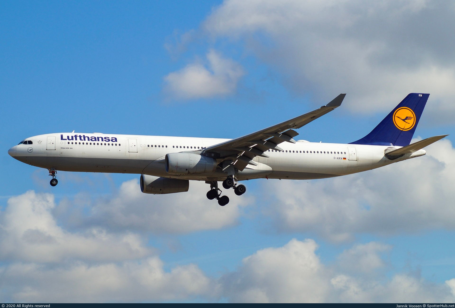 Photo of D-AIKN - Airbus A330-343 operated by Lufthansa