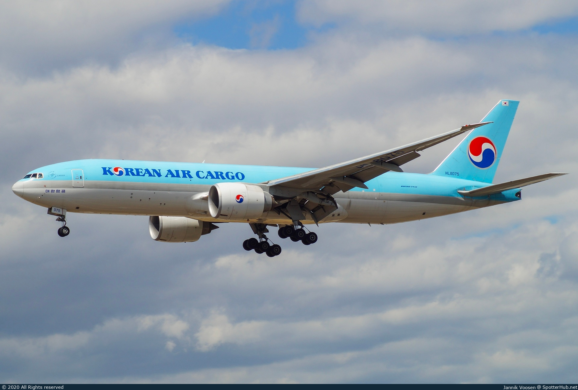 Photo of HL8075 - Boeing 777-FEZ operated by Korean Air Cargo