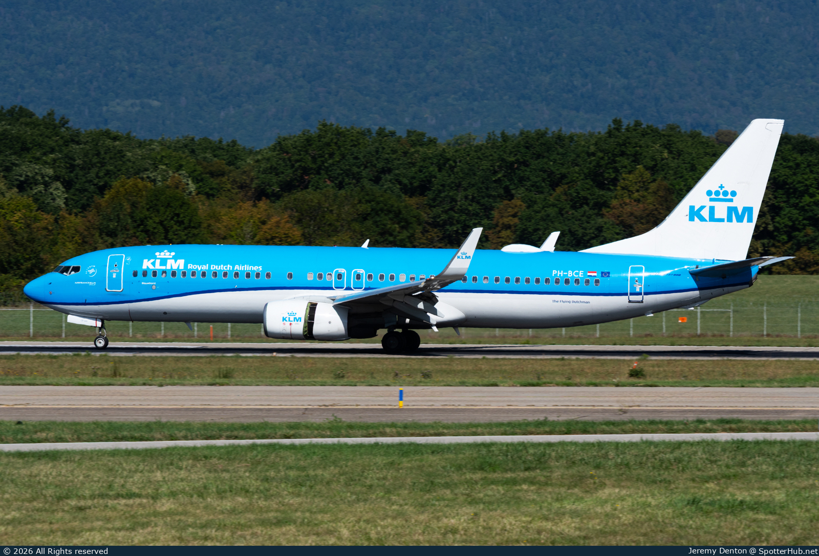 Photo of PH-BCE - Boeing 737-8K2 operated by KLM Royal Dutch Airlines