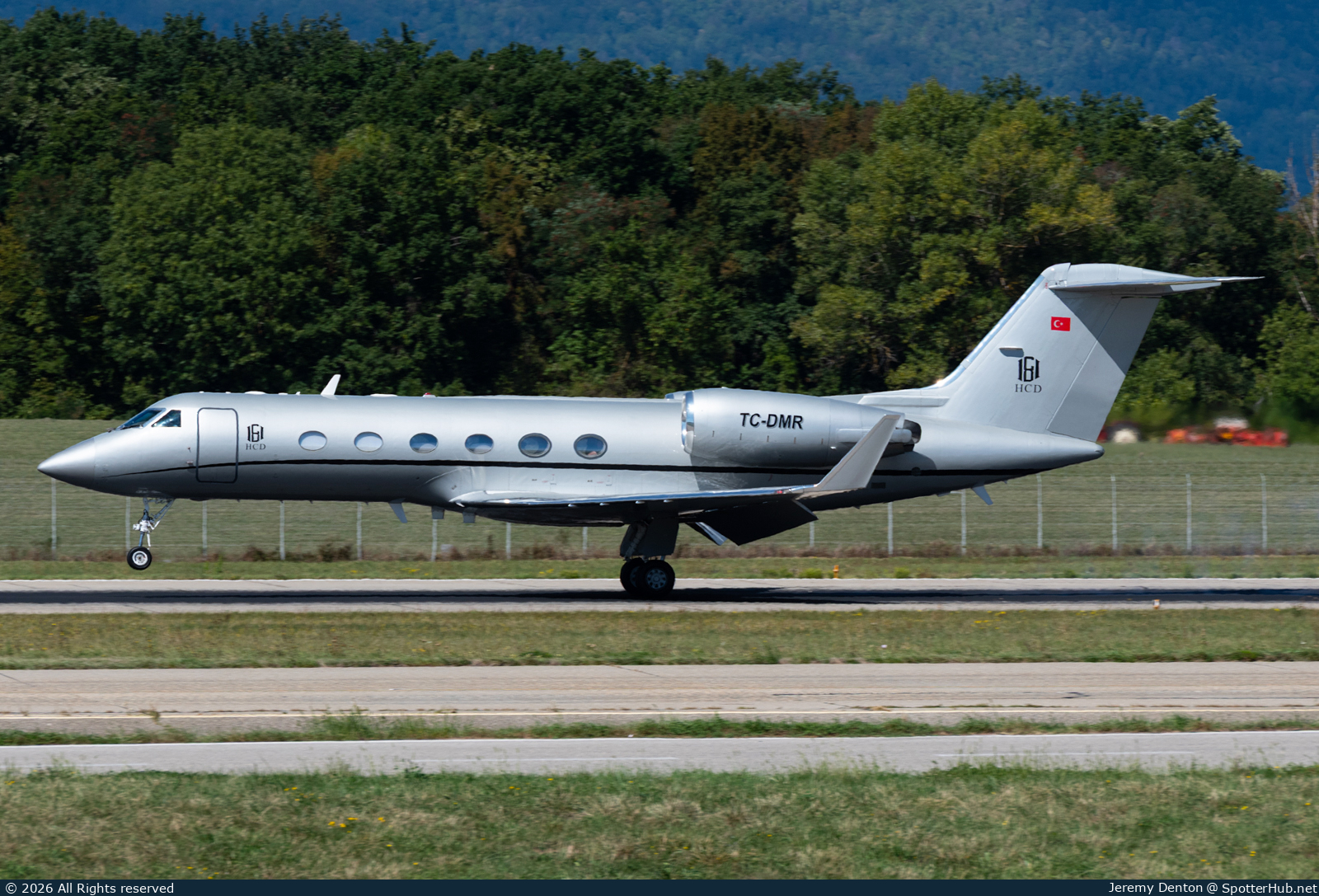 Photo of TC-DMR - Gulfstream GIV-SP operated by Jetglobe Havacılık