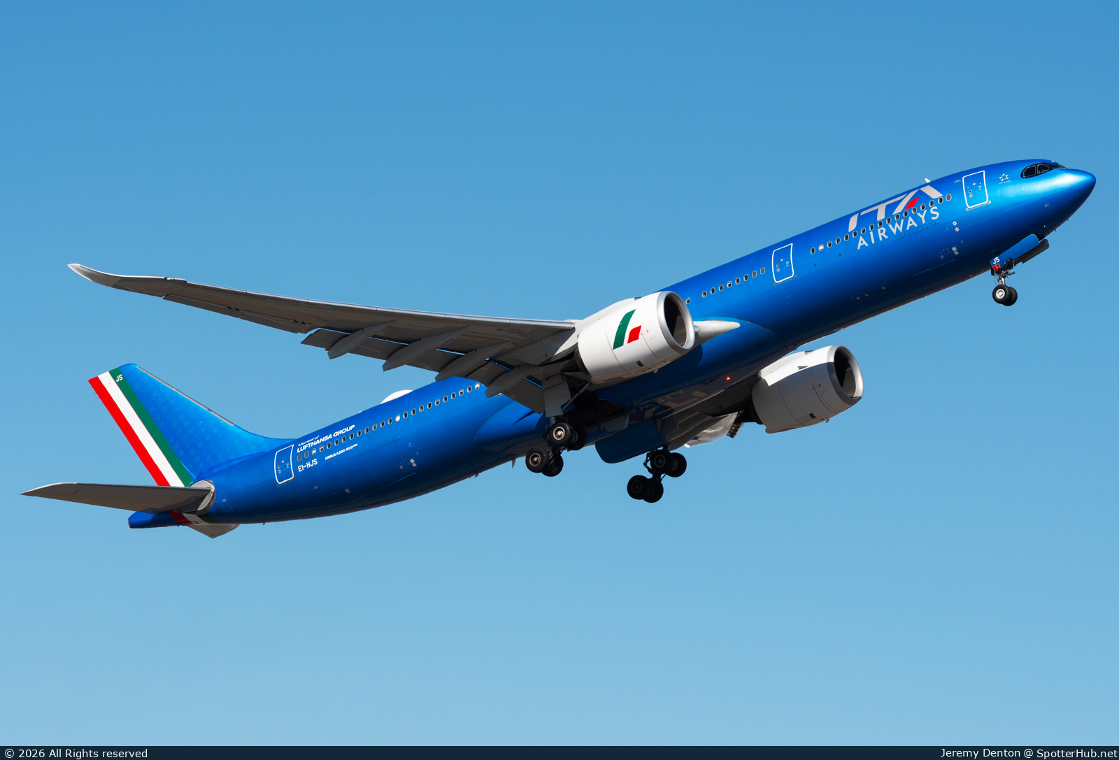 Photo of EI-HJS - Airbus A330-941 operated by ITA Airways