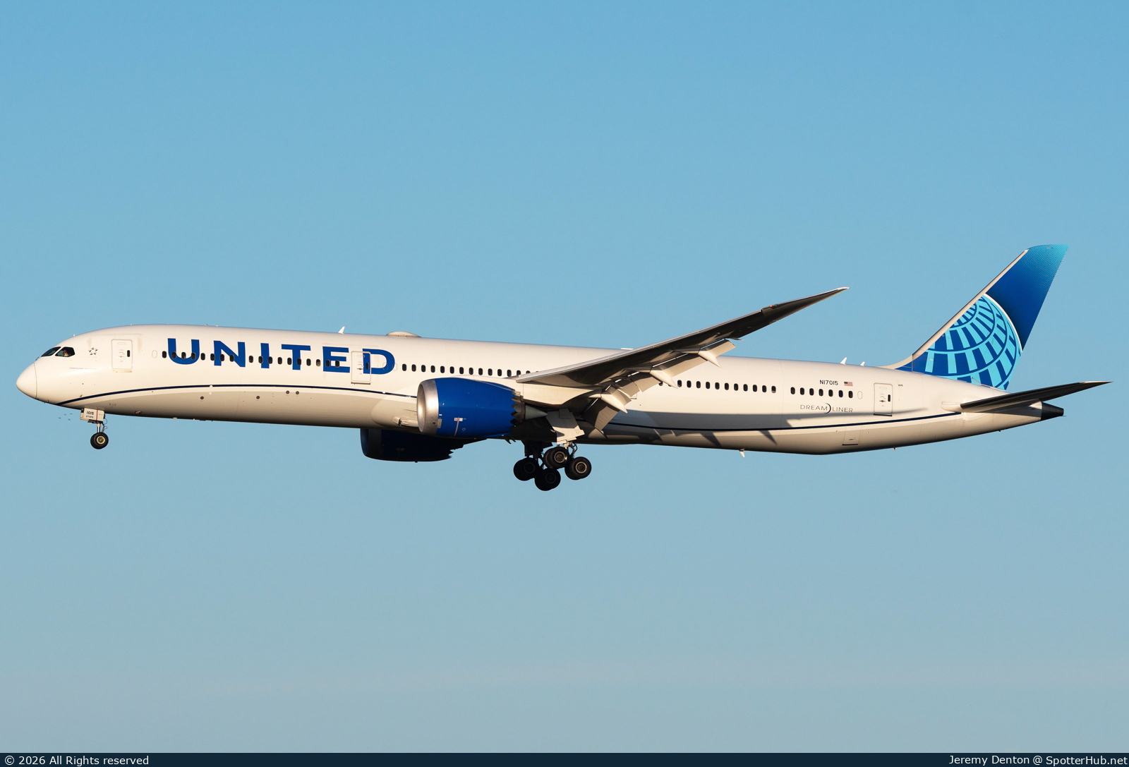 Photo of N17015 - Boeing 787-10 Dreamliner operated by United Airlines