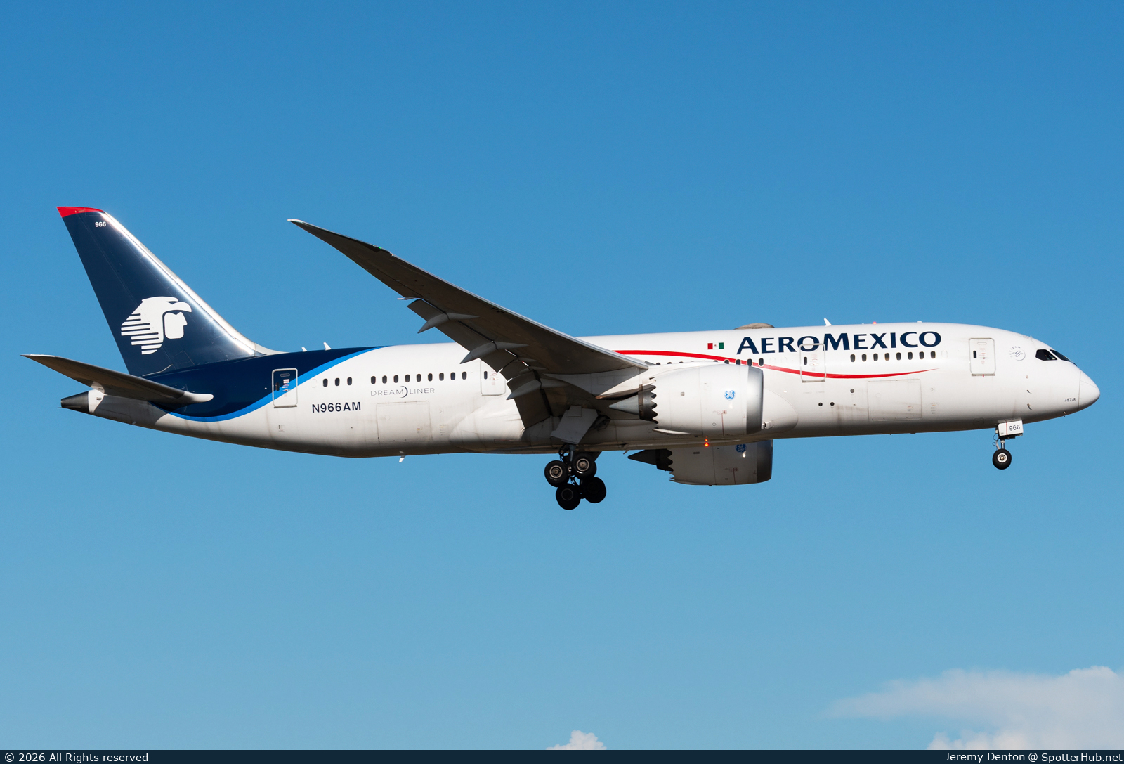 Photo of N966AM - Boeing 787-8 Dreamliner operated by Aeroméxico