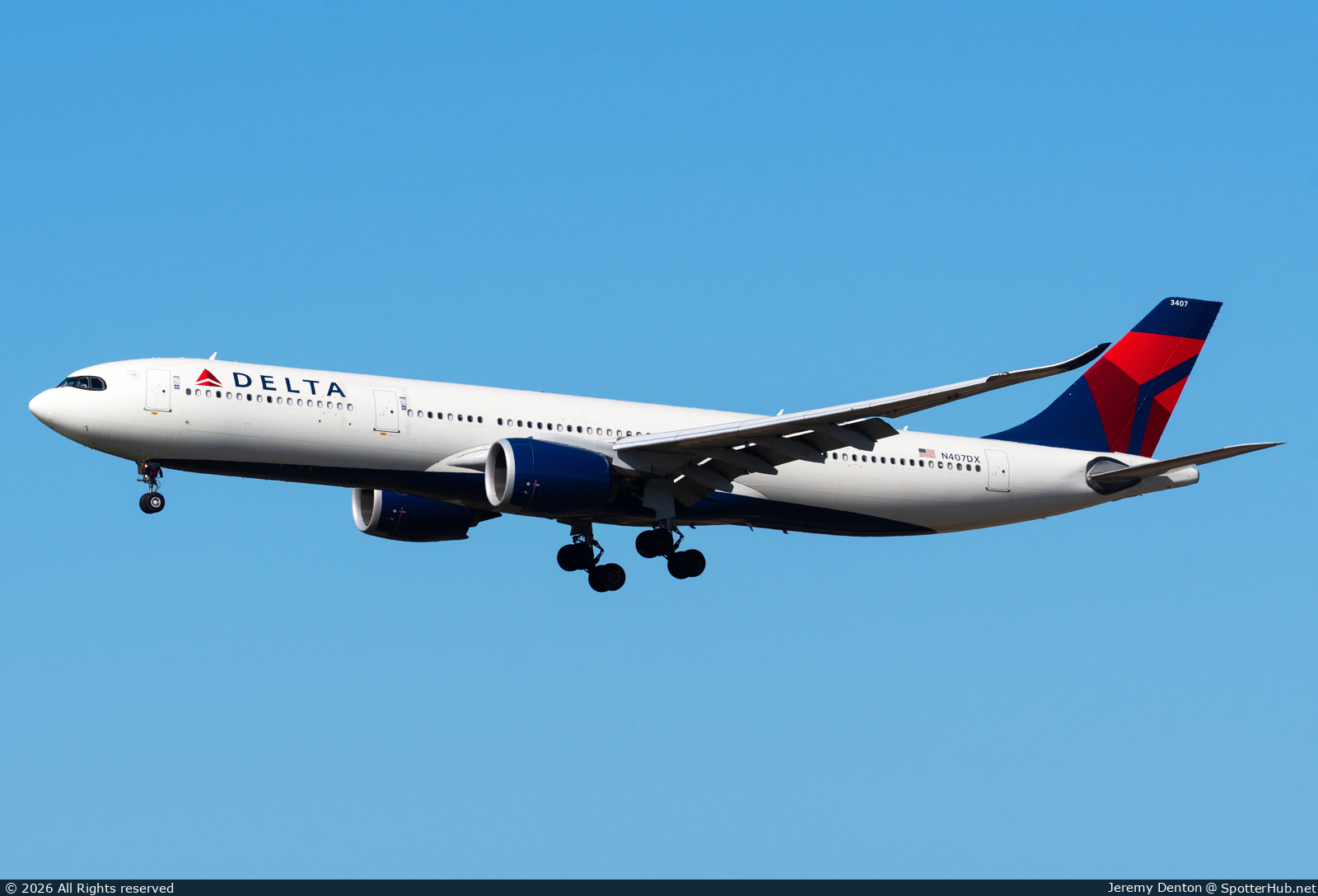 Photo of N407DX - Airbus A330-941 operated by Delta Air Lines