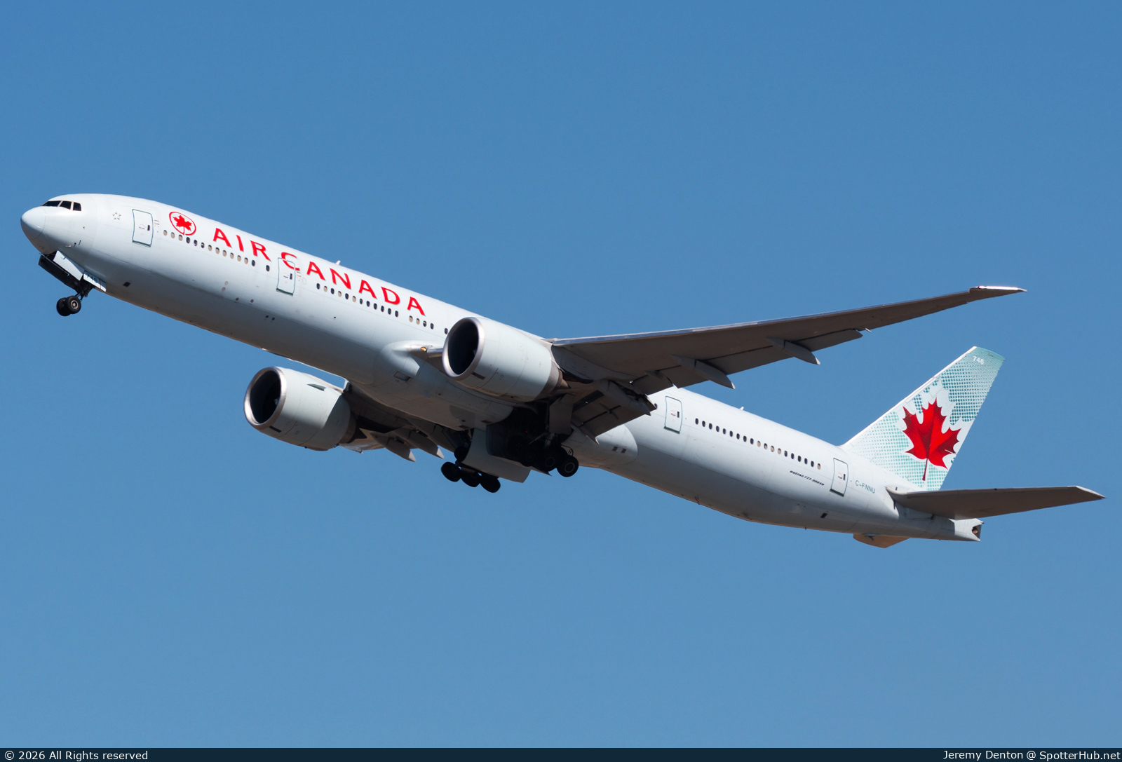 Photo of C-FNNU - Boeing 777-333(ER) operated by Air Canada