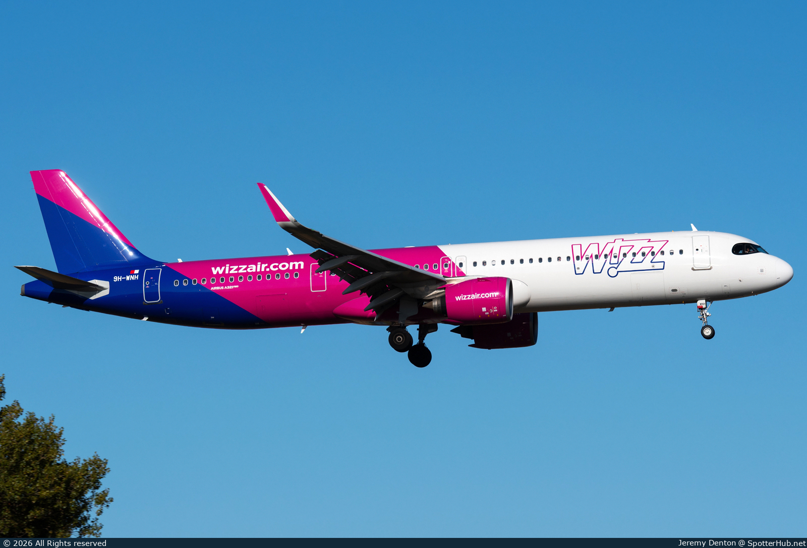 Photo of 9H-WNH - Airbus A321-271NX operated by Wizz Air Malta