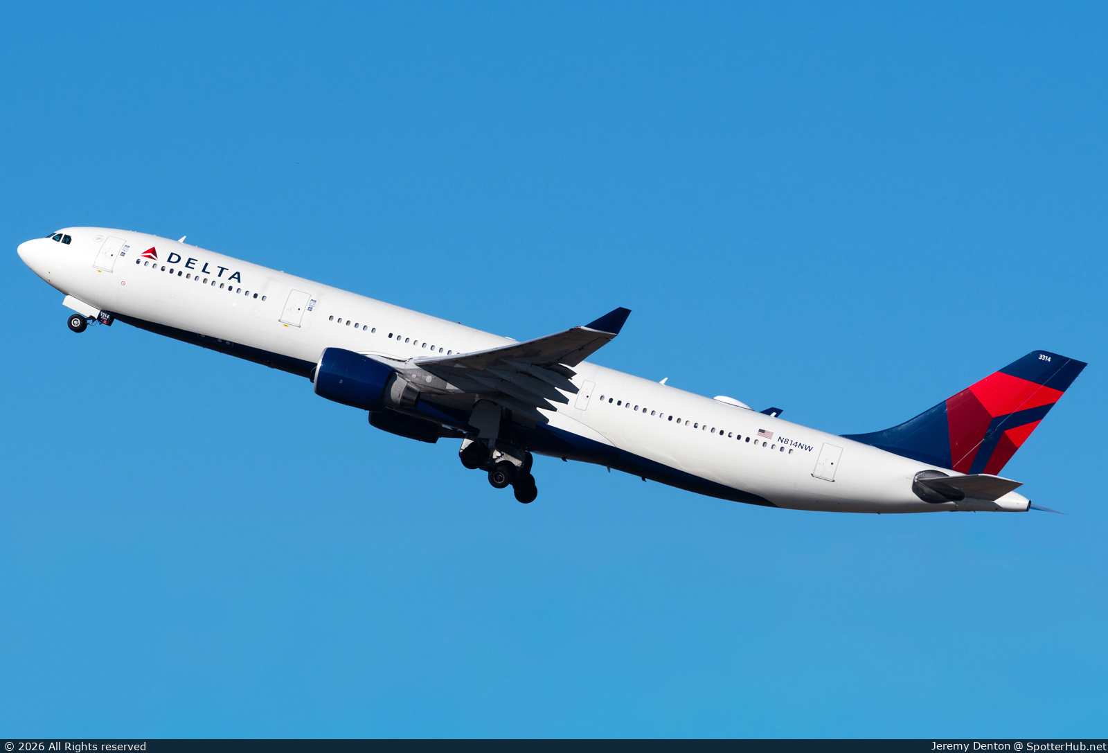 Photo of N814NW - Airbus A330-323 operated by Delta Air Lines