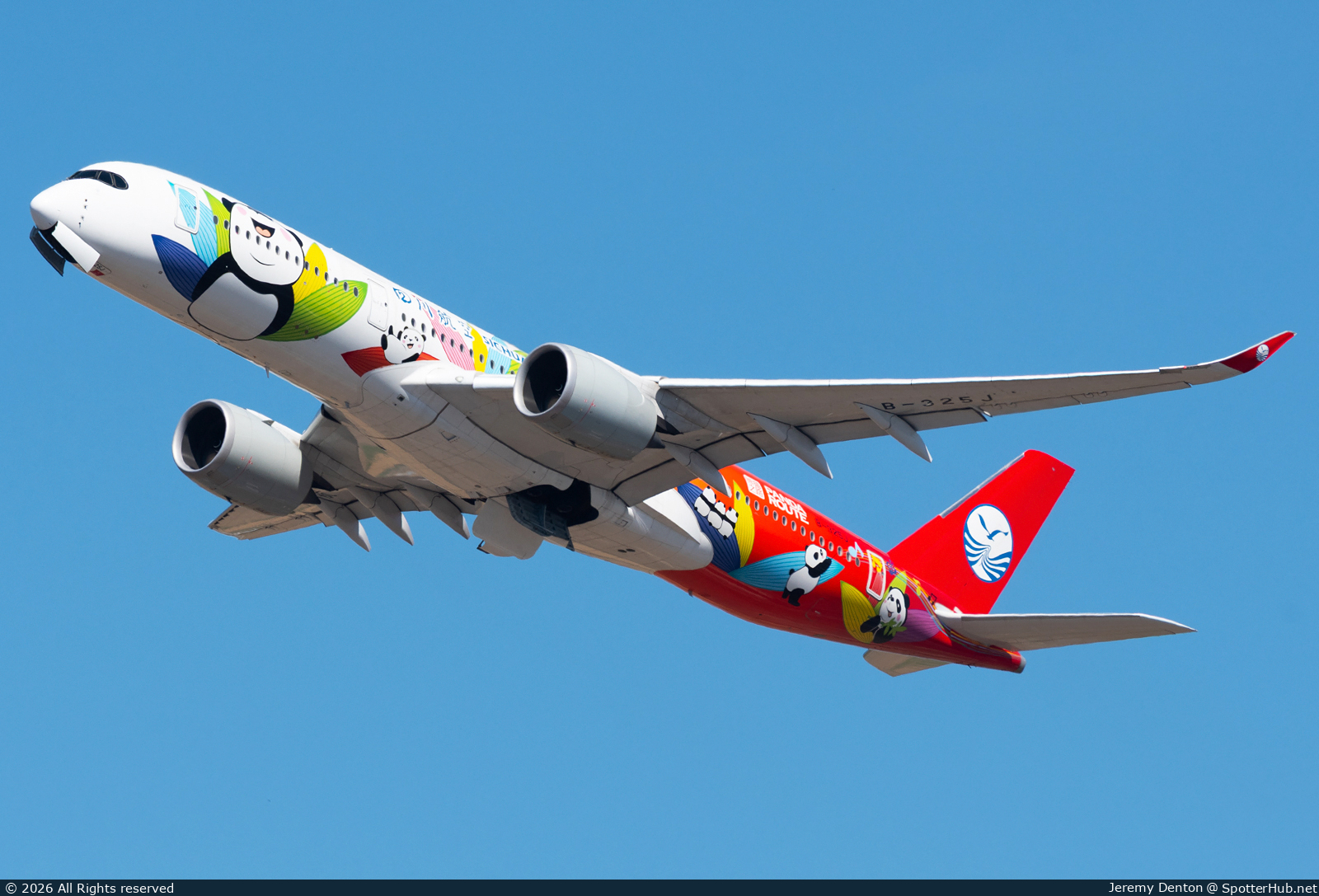 Photo of B-325J - Airbus A350-941 operated by Sichuan Airlines