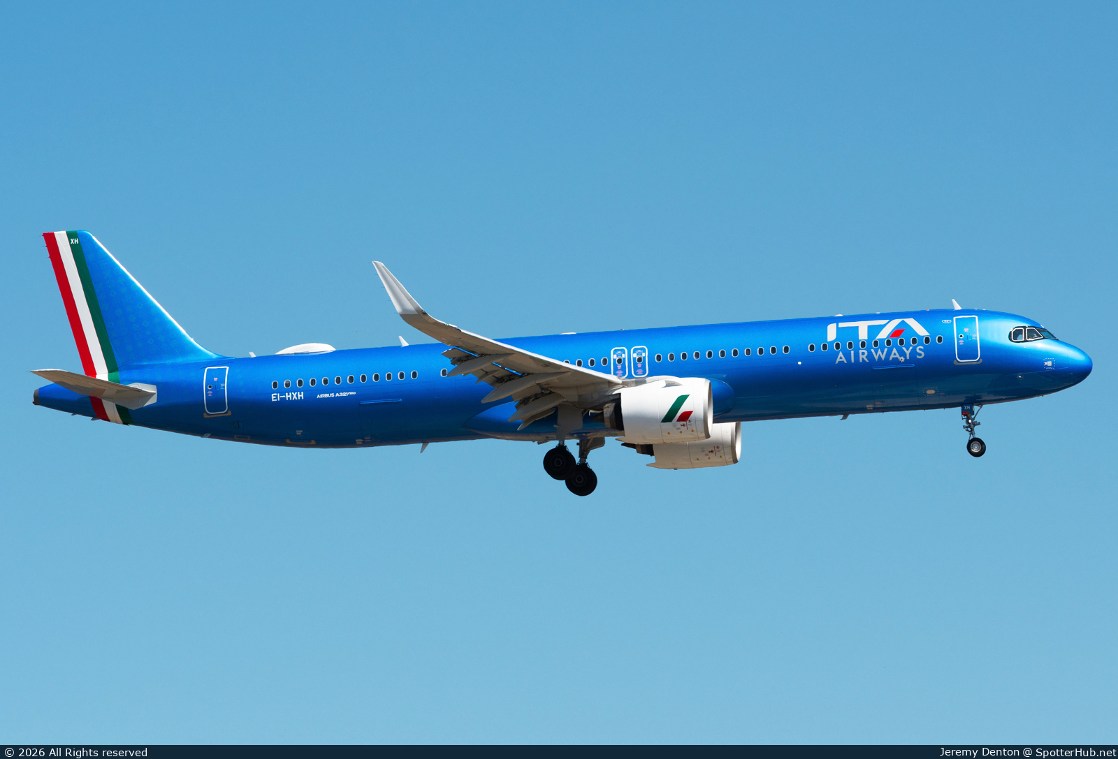 Photo of EI-HXH - Airbus A321-271NX operated by ITA Airways