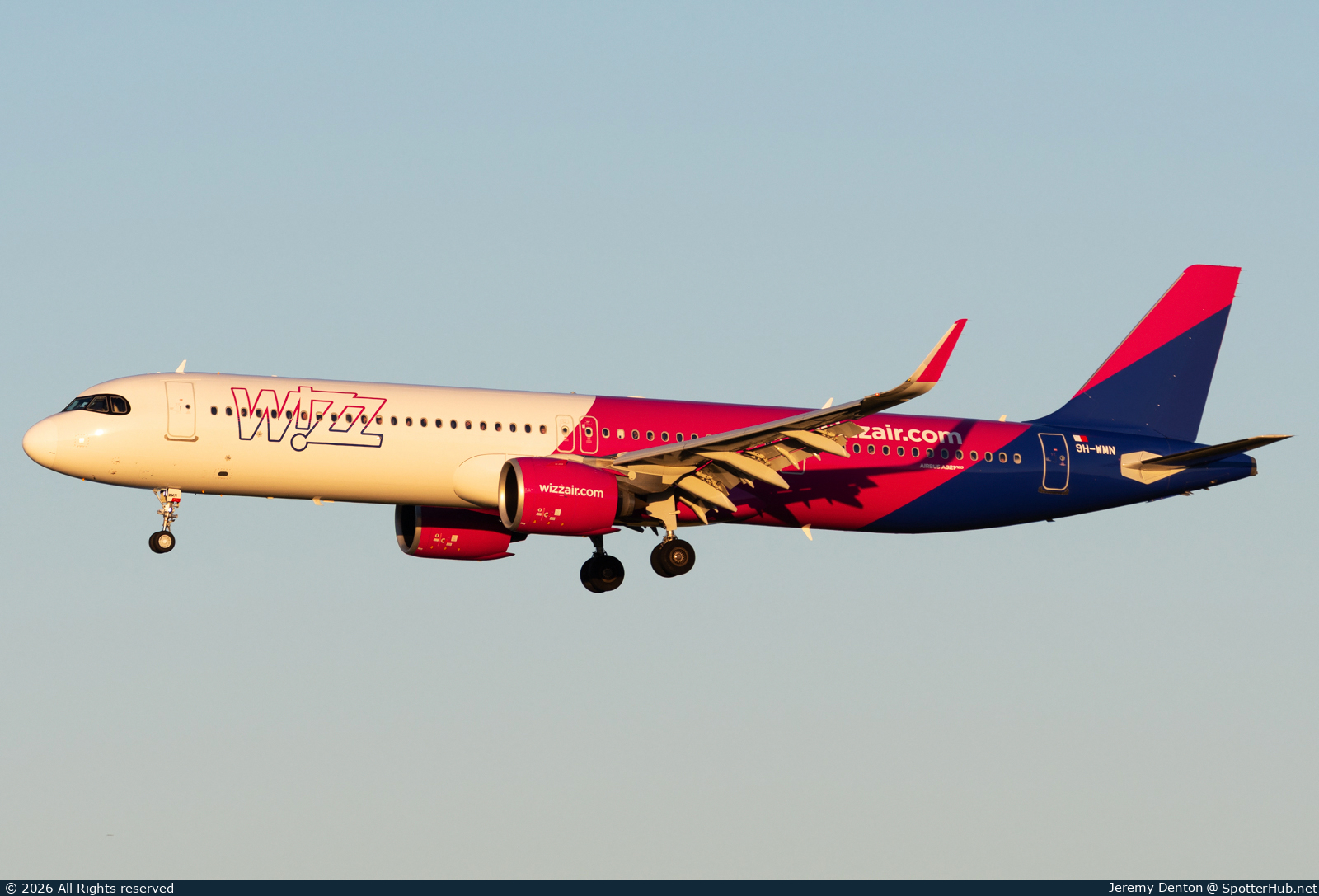 Photo of 9H-WMN - Airbus A321-271NX operated by Wizz Air Malta
