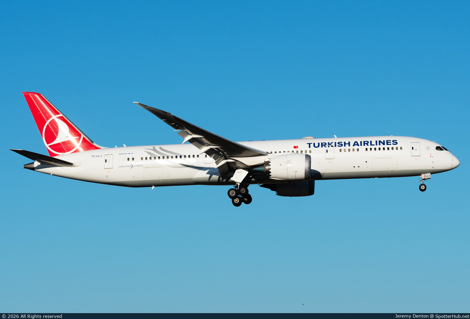 Photo of TC-LLJ - Boeing 787-9 Dreamliner operated by Turkish Airlines
