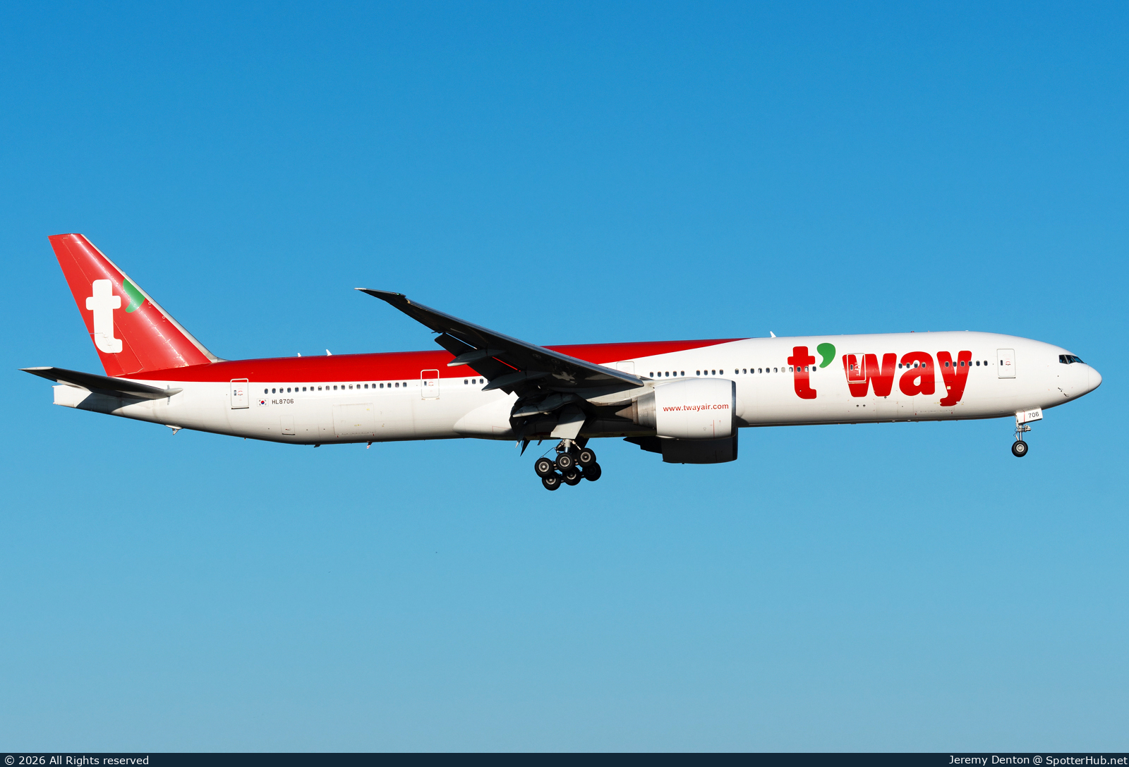Photo of HL8706 - Boeing 777-367(ER) operated by T'Way Air