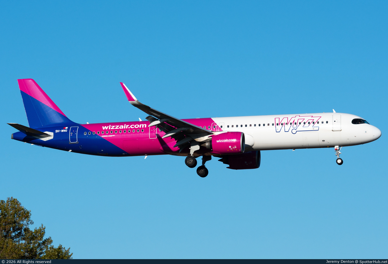 Photo of 9H-WNG - Airbus A321-271NX operated by Wizz Air Malta