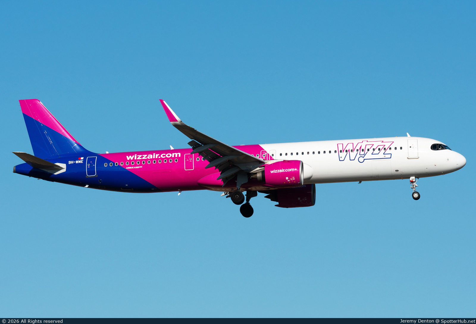 Photo of 9H-WME - Airbus A321-271NX operated by Wizz Air Malta