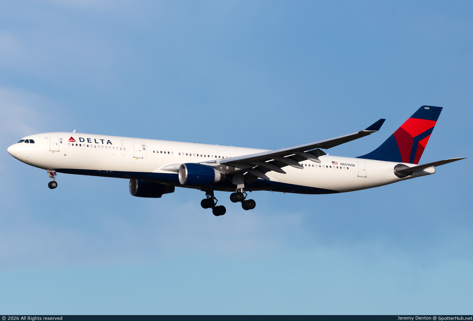 Photo of N809NW - Airbus A330-323 operated by Delta Air Lines