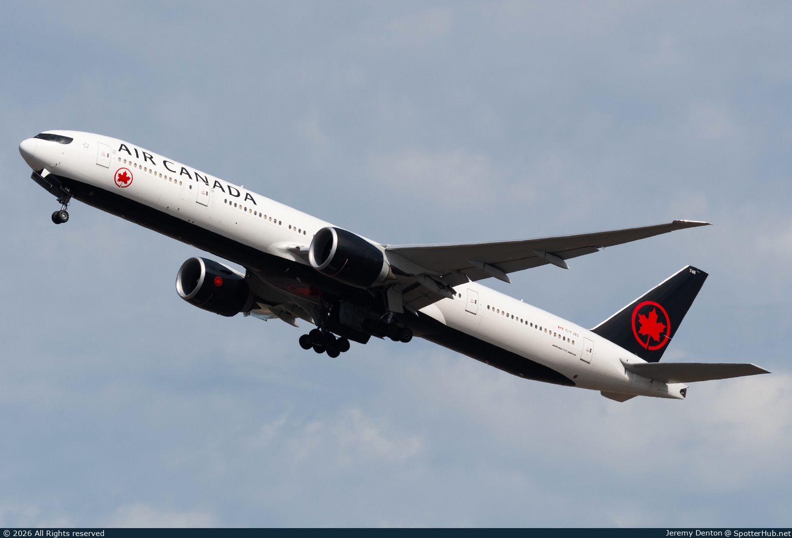 Photo of C-FJZS - Boeing 777-333(ER) operated by Air Canada