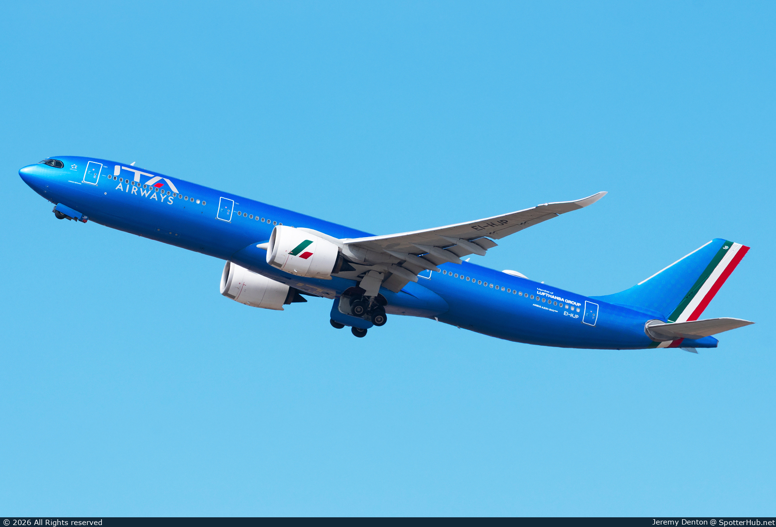 Photo of EI-HJP - Airbus A330-941 operated by ITA Airways