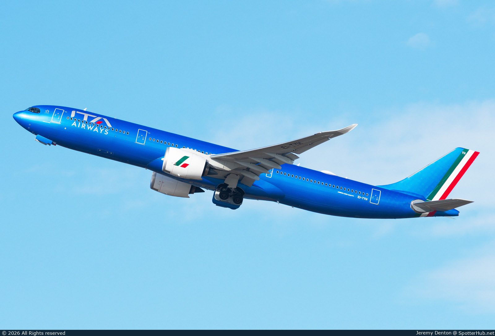 Photo of EI-TYH - Airbus A330-941 operated by ITA Airways