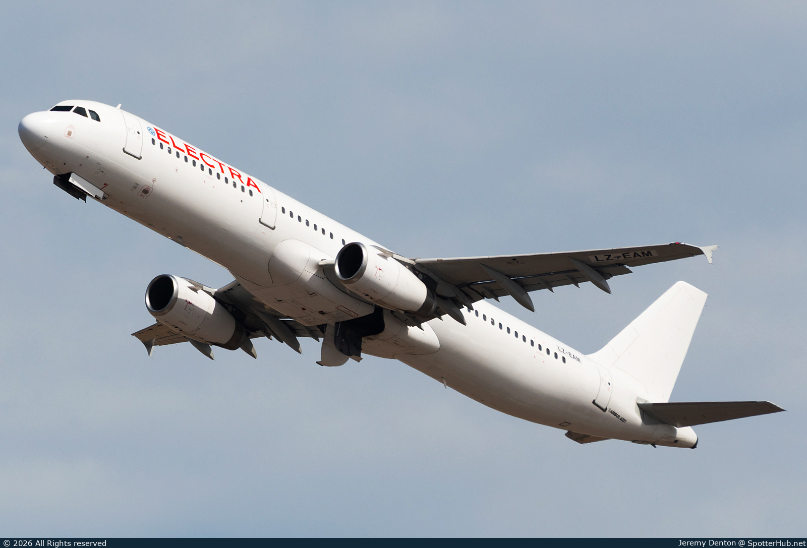 Photo of LZ-EAM - Airbus A321-231 operated by Electra Airways