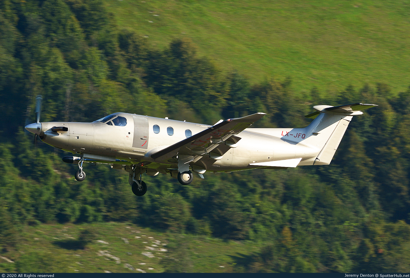 Photo of LX-JFQ - Pilatus PC-12/47 operated by Jetfly Aviation