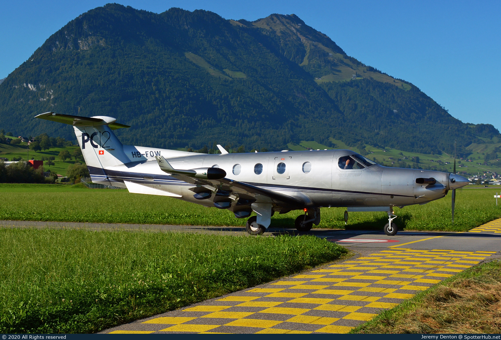 Photo of HB-FOW - Pilatus PC-12/45 operated by Private