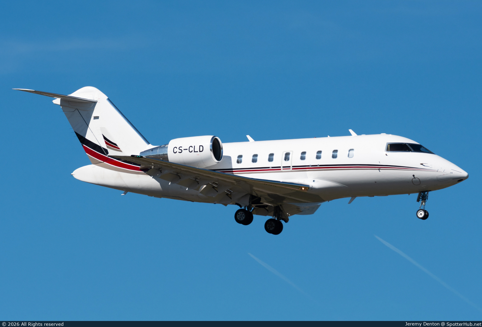 Photo of CS-CLD - Bombardier Challenger 650 operated by NetJets Europe