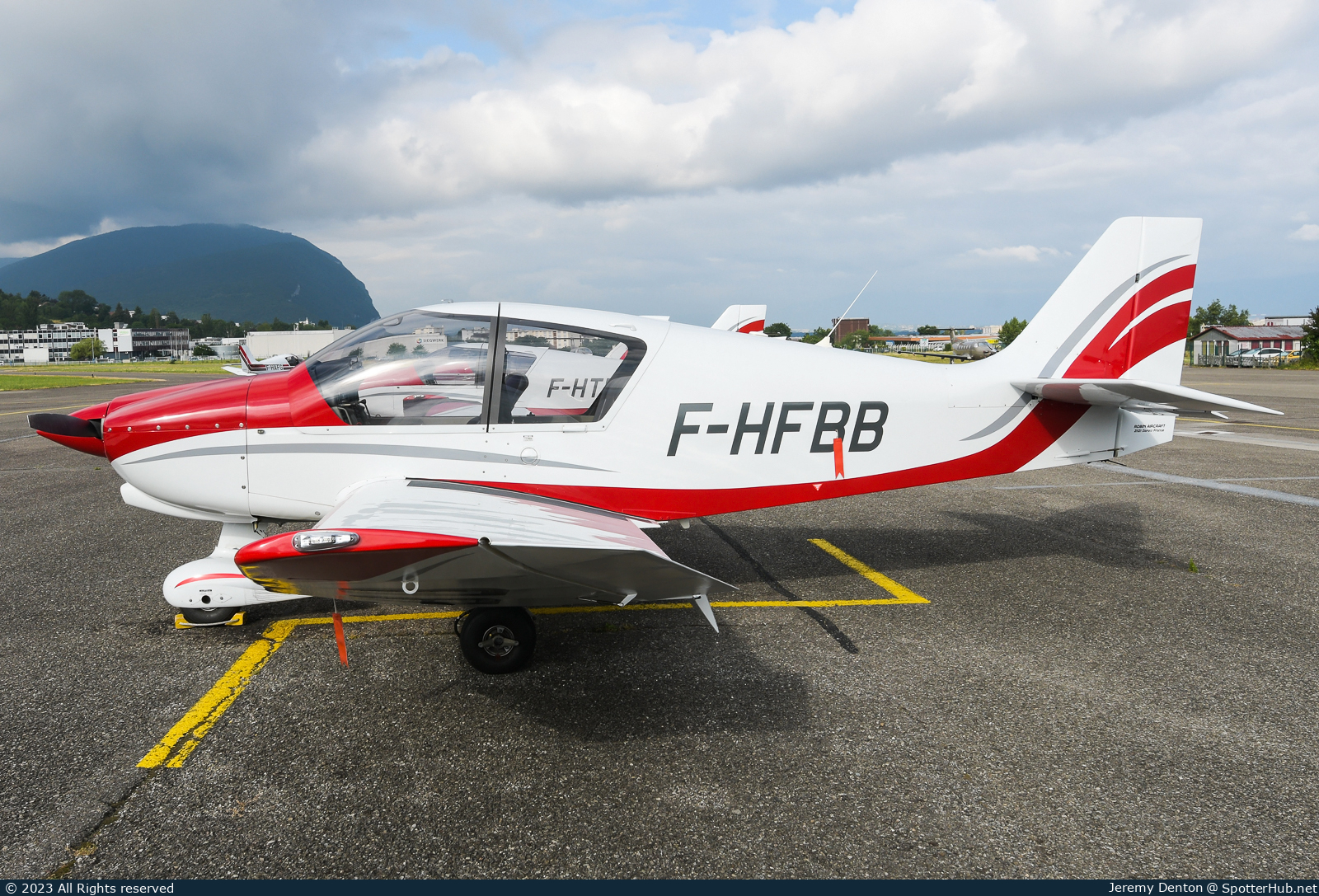 Photo of F-HFBB - Robin DR401/120 operated by Club Aéronautique d'Annemasse