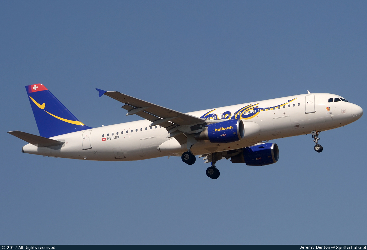 Photo of HB-JIW - Airbus A320-214 operated by Hello