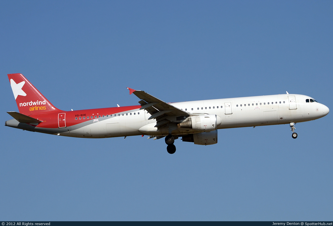 Photo of VQ-BOE - Airbus A321-211 operated by Nordwind Airlines